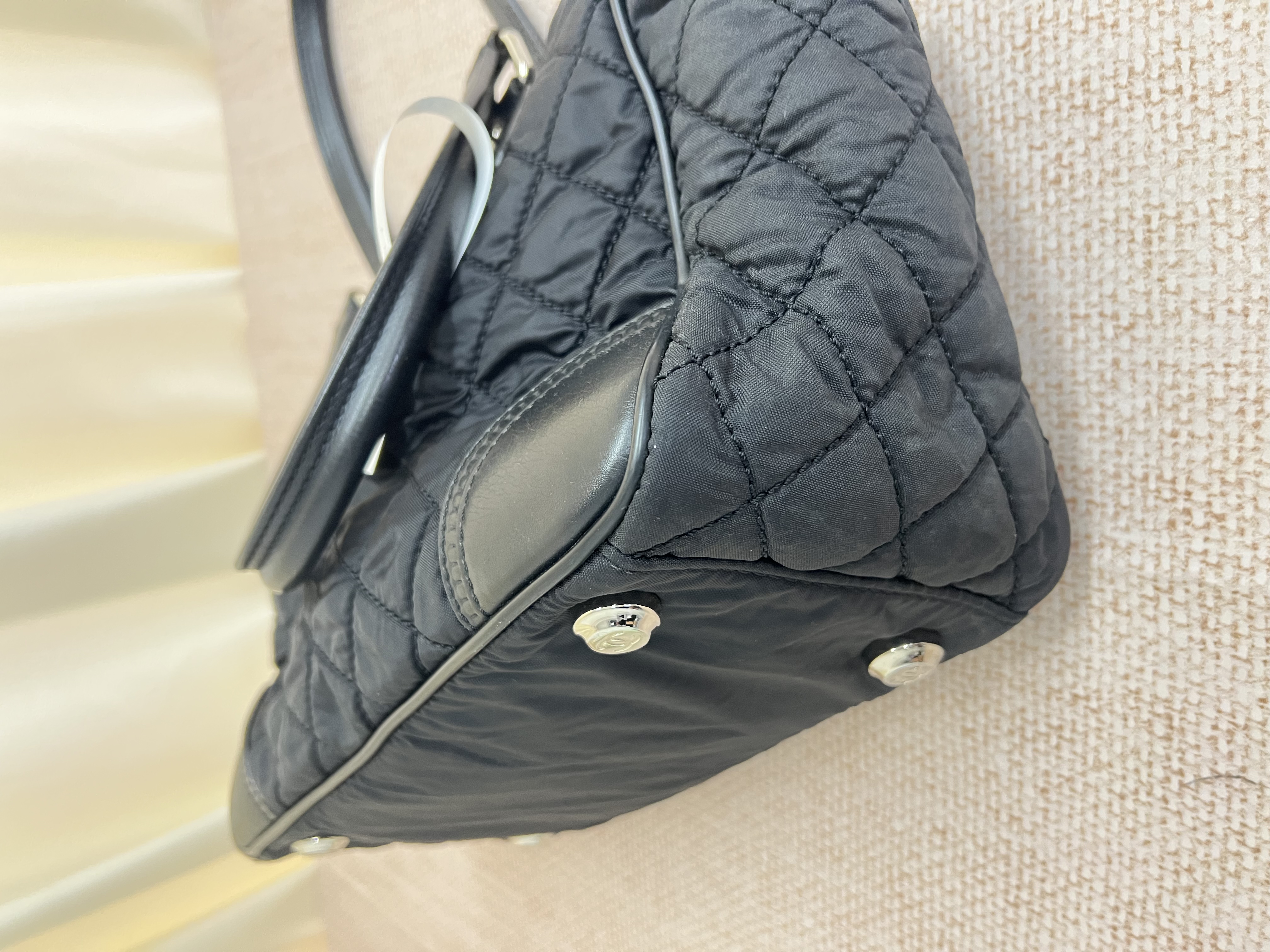 Pre-owned Chanel Paris-New York Line / Product Code: 26040207