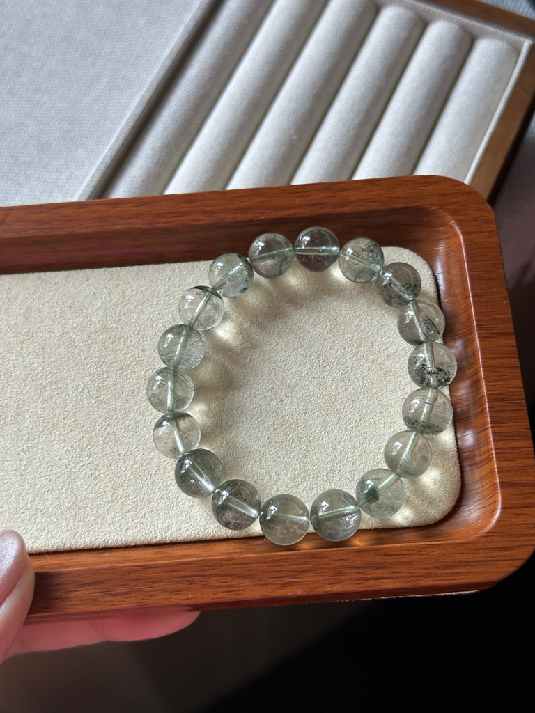 绿幽灵 ｜ Green Phantom 