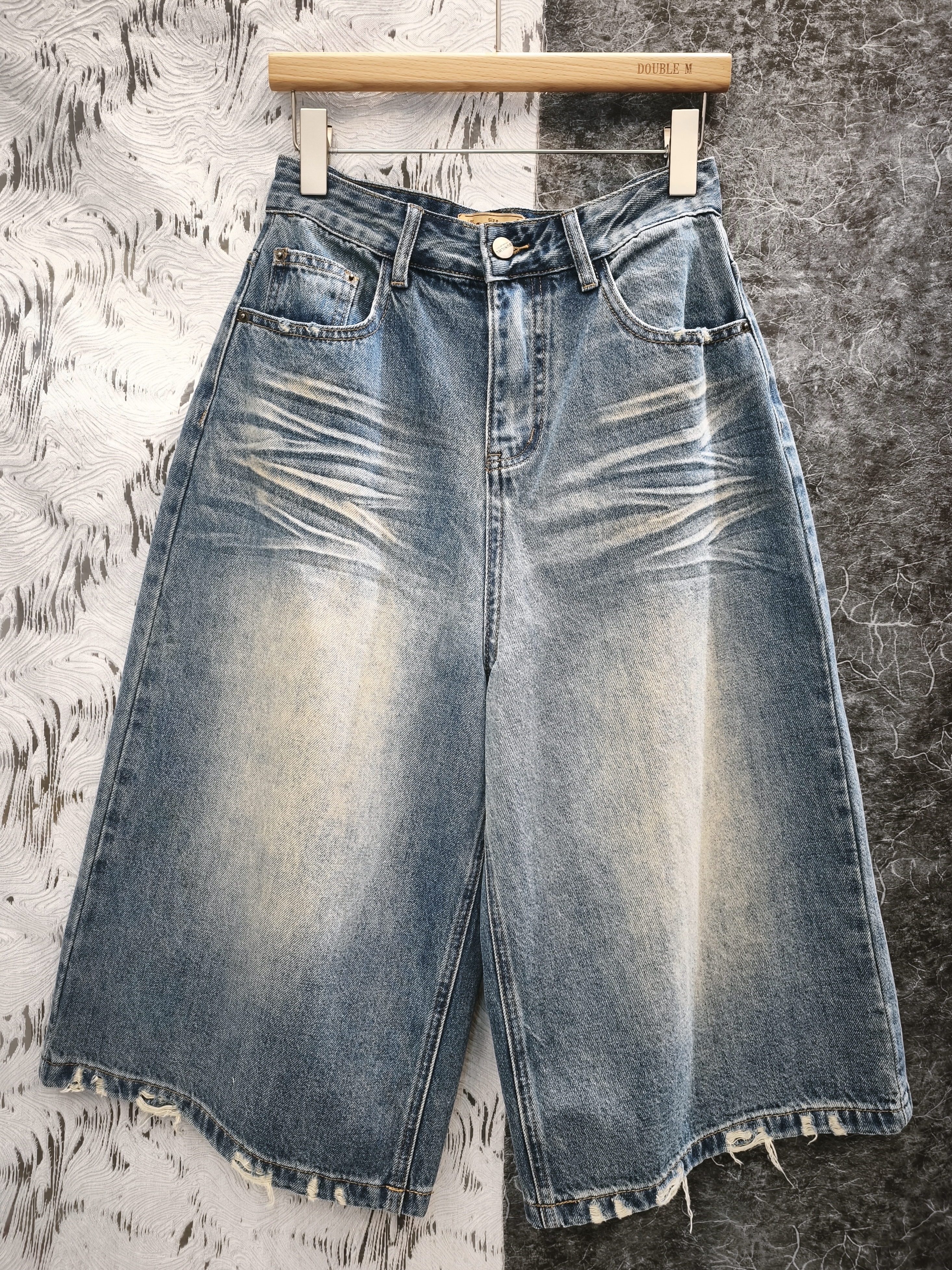 彩色貓鬚七分牛仔褲