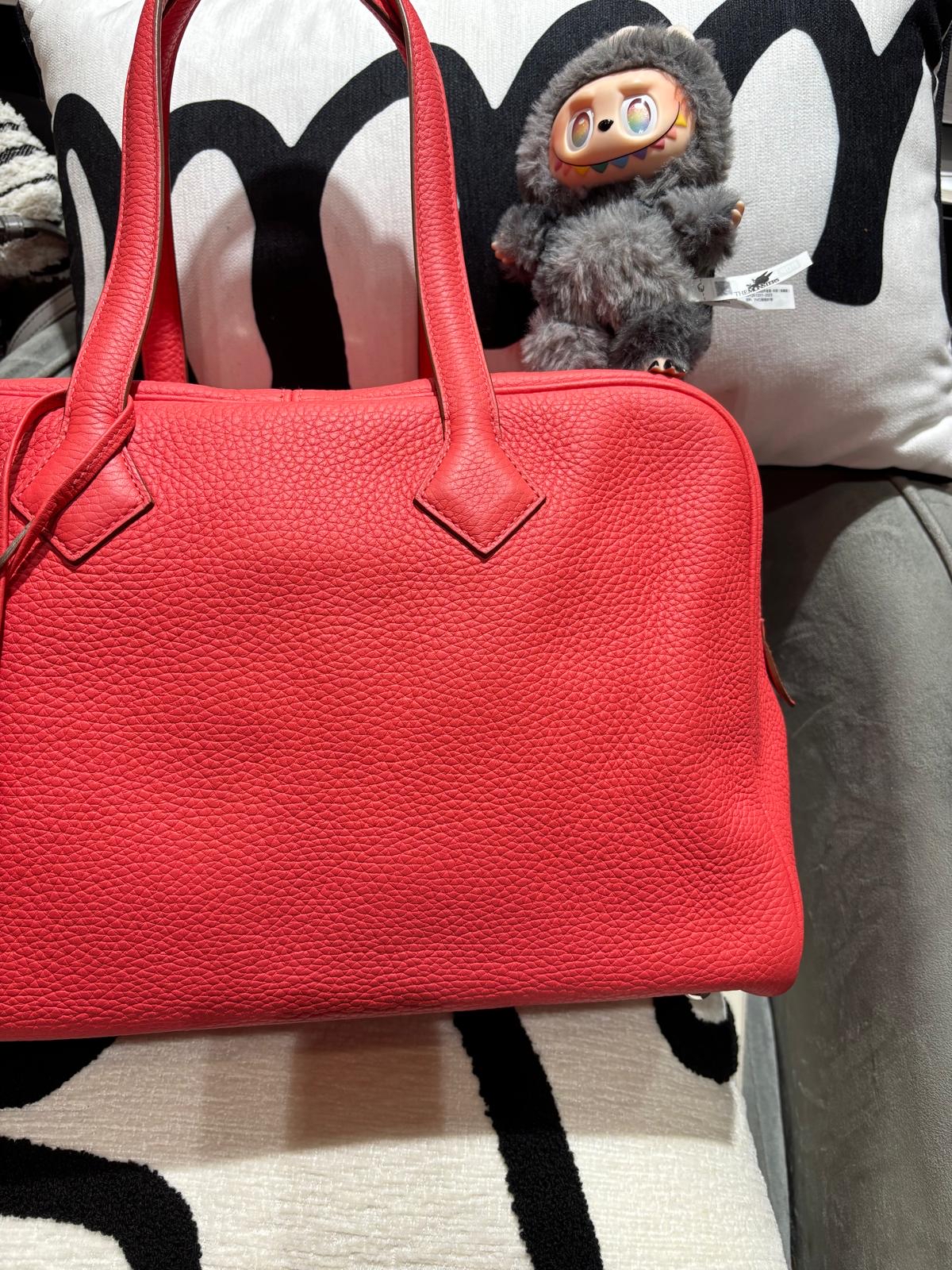 Hermes Victoria 35 Stamp T T5 Rose Jaipur Clemence Calfskin 100%Authentic, 98%New ✅Key Lock ✅Dust bag