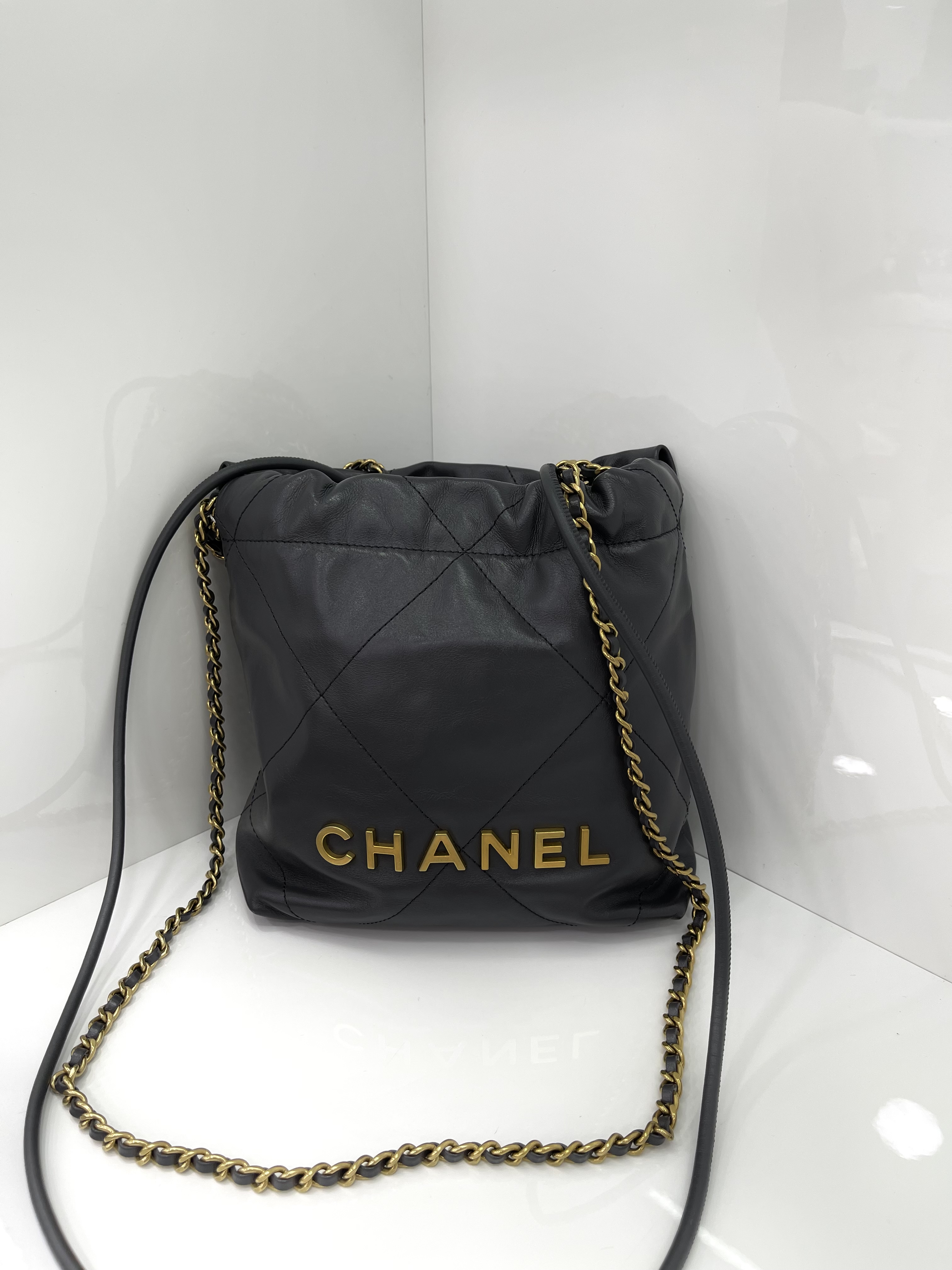 Pre-owned Chanel Hobo bag grey