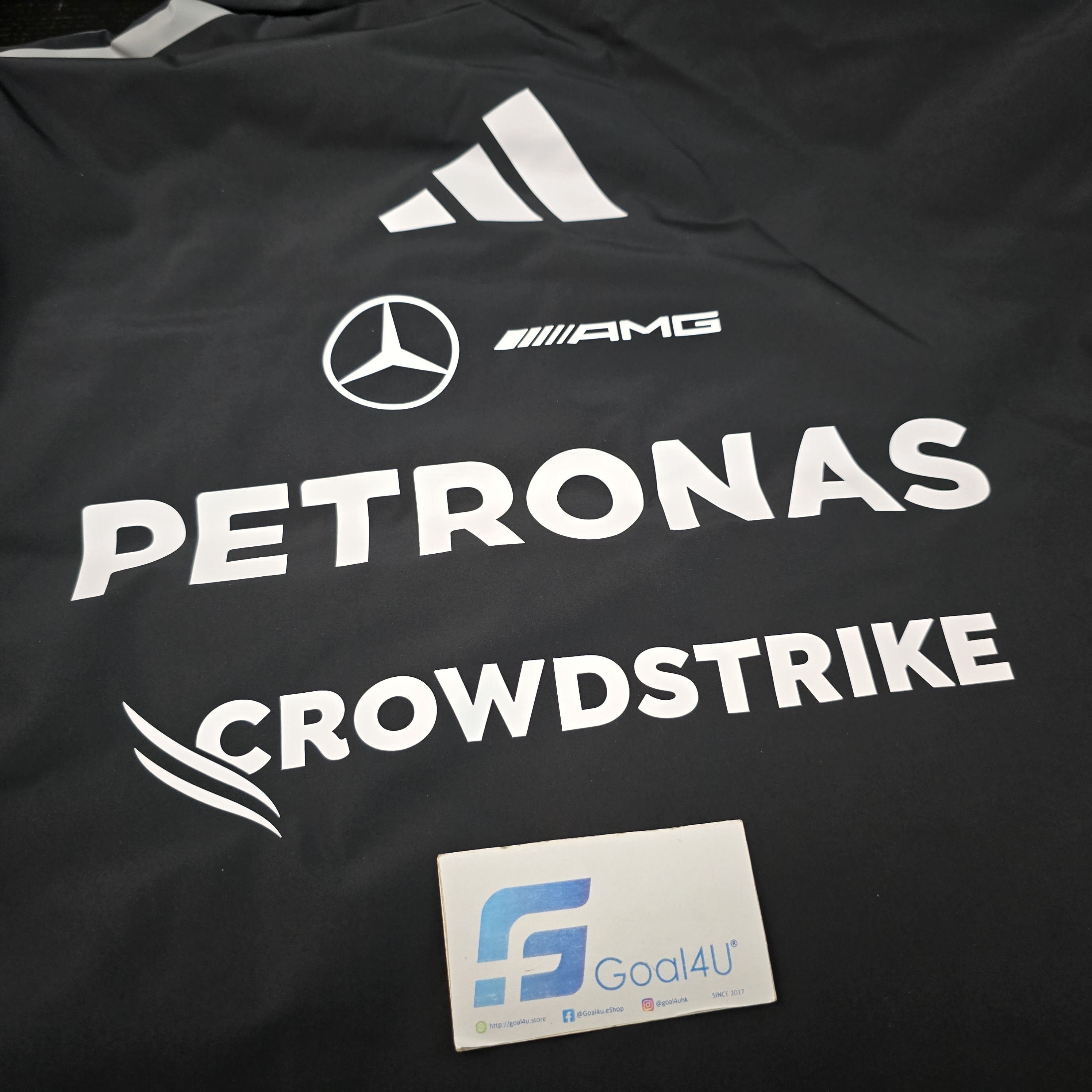 Adidas F1 Mercedes Benz 平治車隊 2026 黑色工程師外套 KE5552