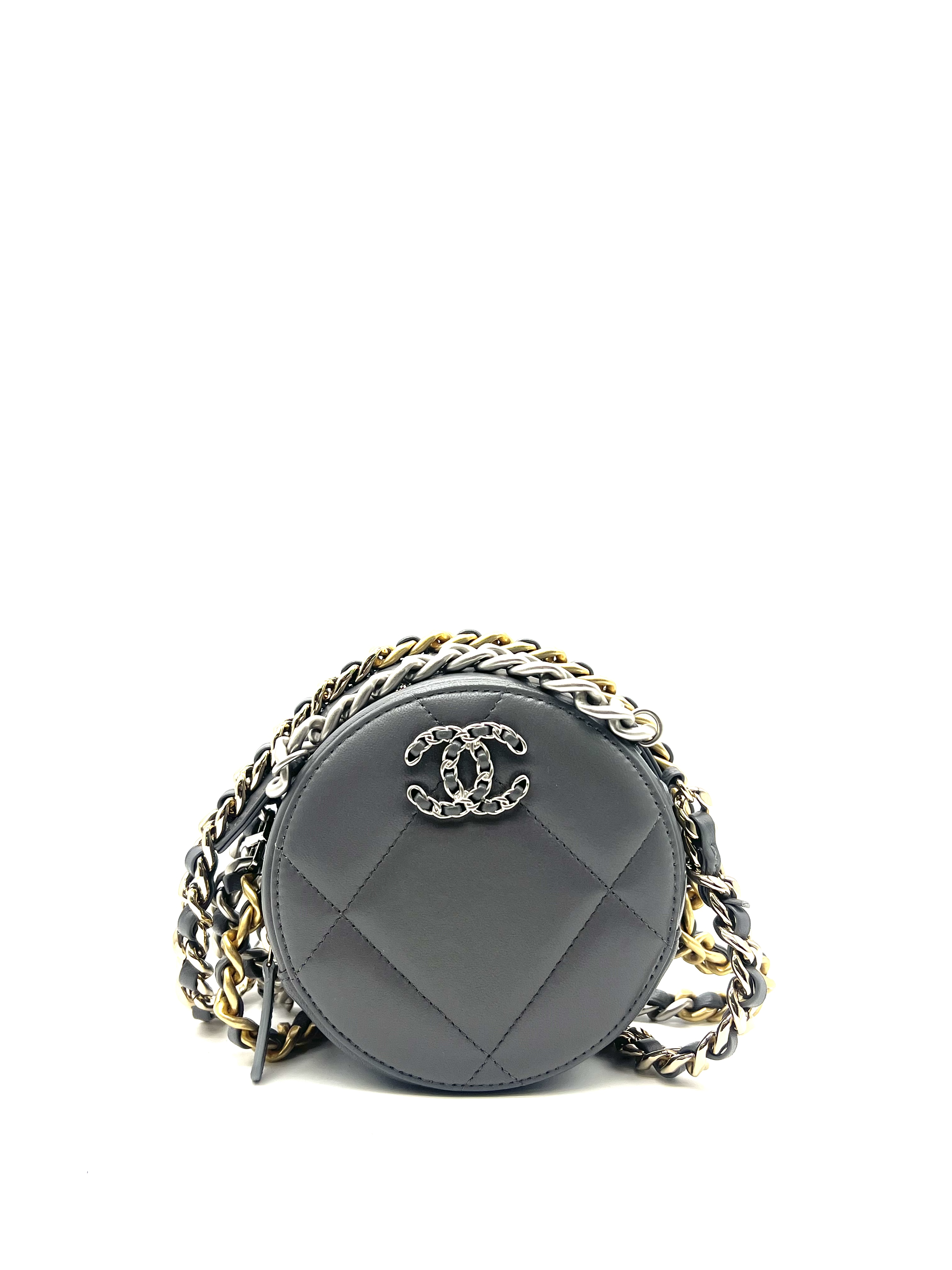 Pre-Owned CHANEL 19 / Product Code: 26051709