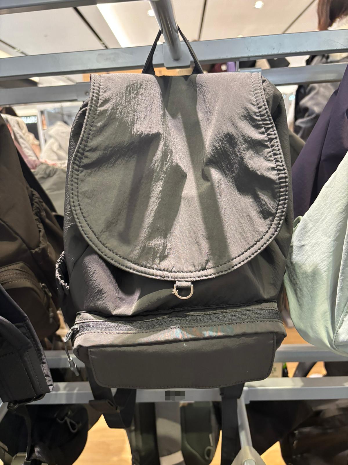 🇰🇷Snowpeak Bright Backpack 12L Color : Tan Gray / Charcoal