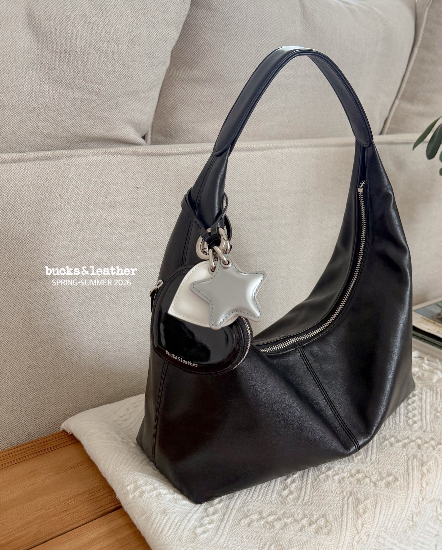 預訂_Heart Pouch By Bucks & leather