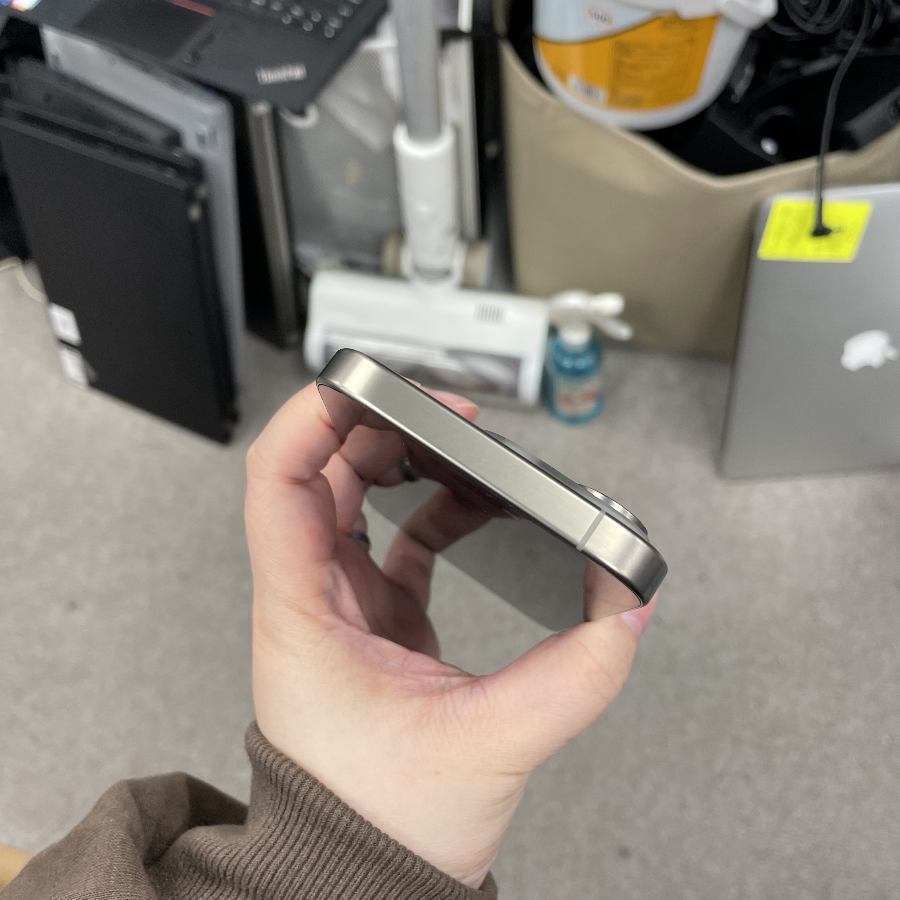 *6042 15 Pro 完美機 128GB 電95 原色 gray