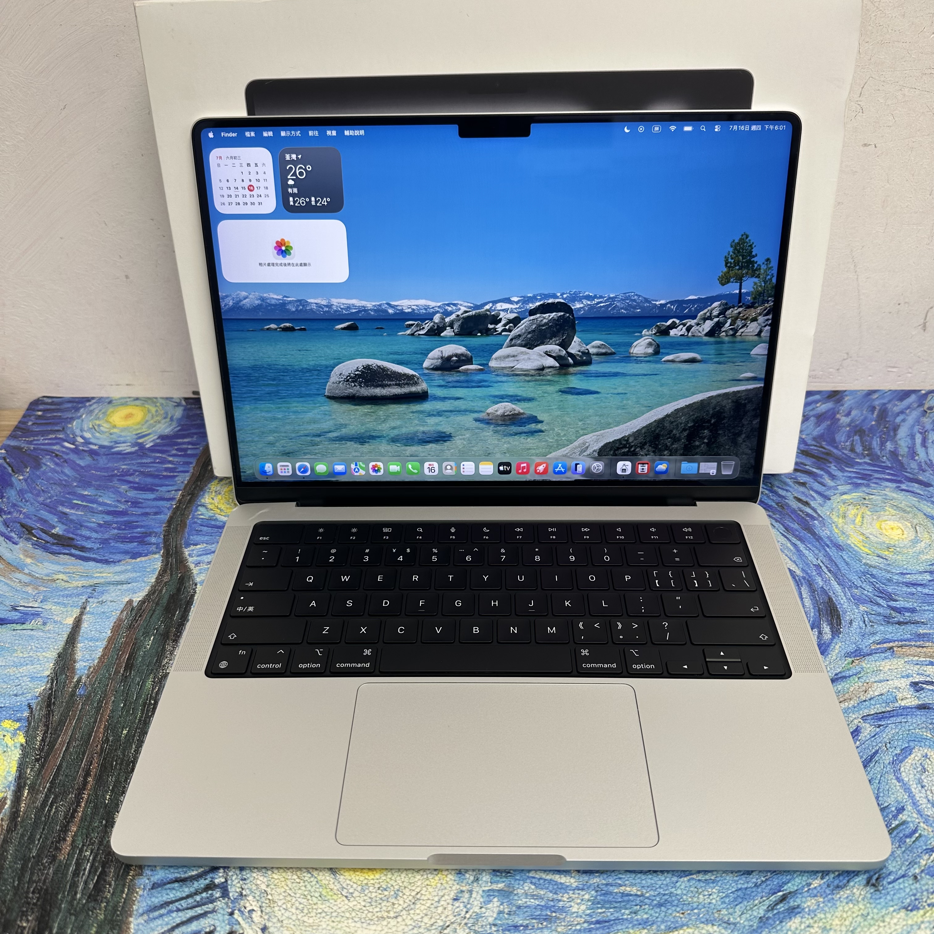 #6030 APPLE  MacBook Pro M3 2023 M3 CPU/8GB Ram/512GB SSD/10核心GPU/Liquid Retina XDR Mon/14.2吋/銀色/Gaming Laptop / Notebook / 粗用一流