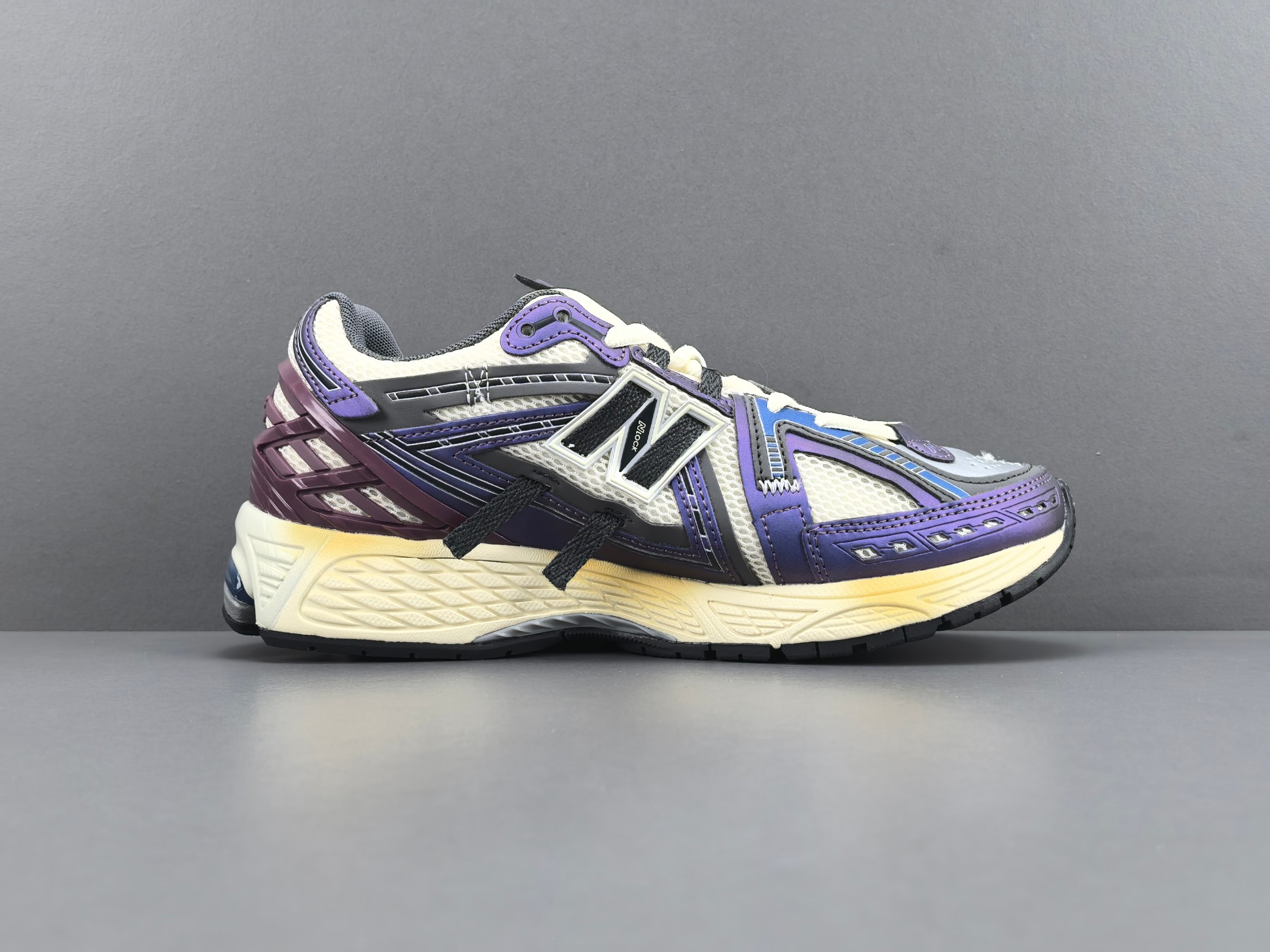 New Balance 1906A U1906ANB