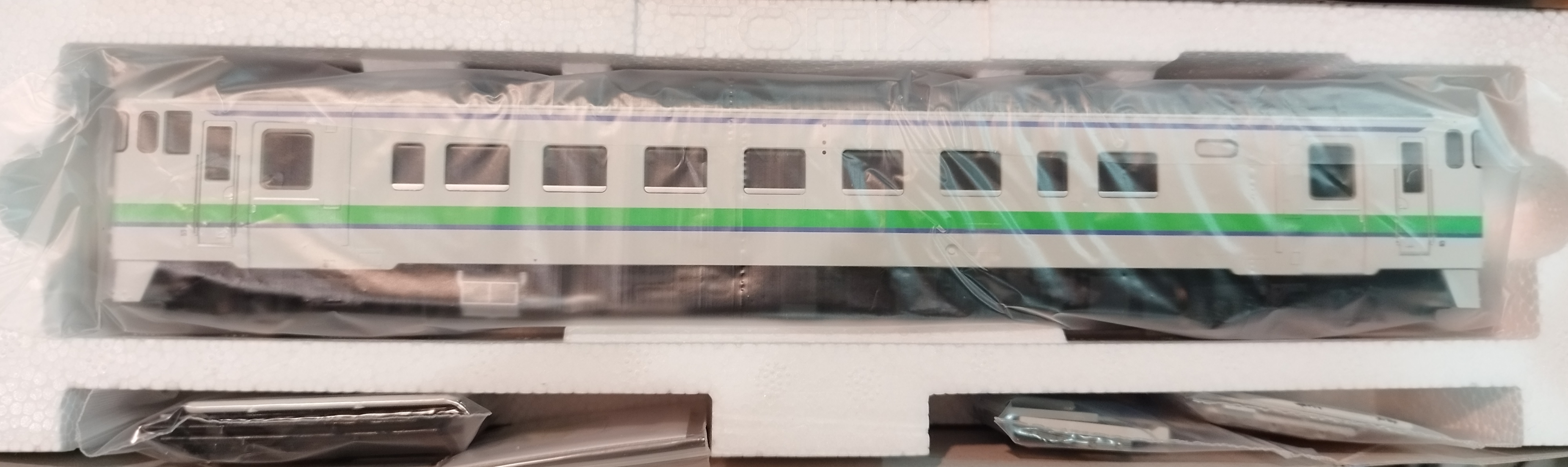 Tomix HO Kiha 40 北海道 T車廂 （Dummy)