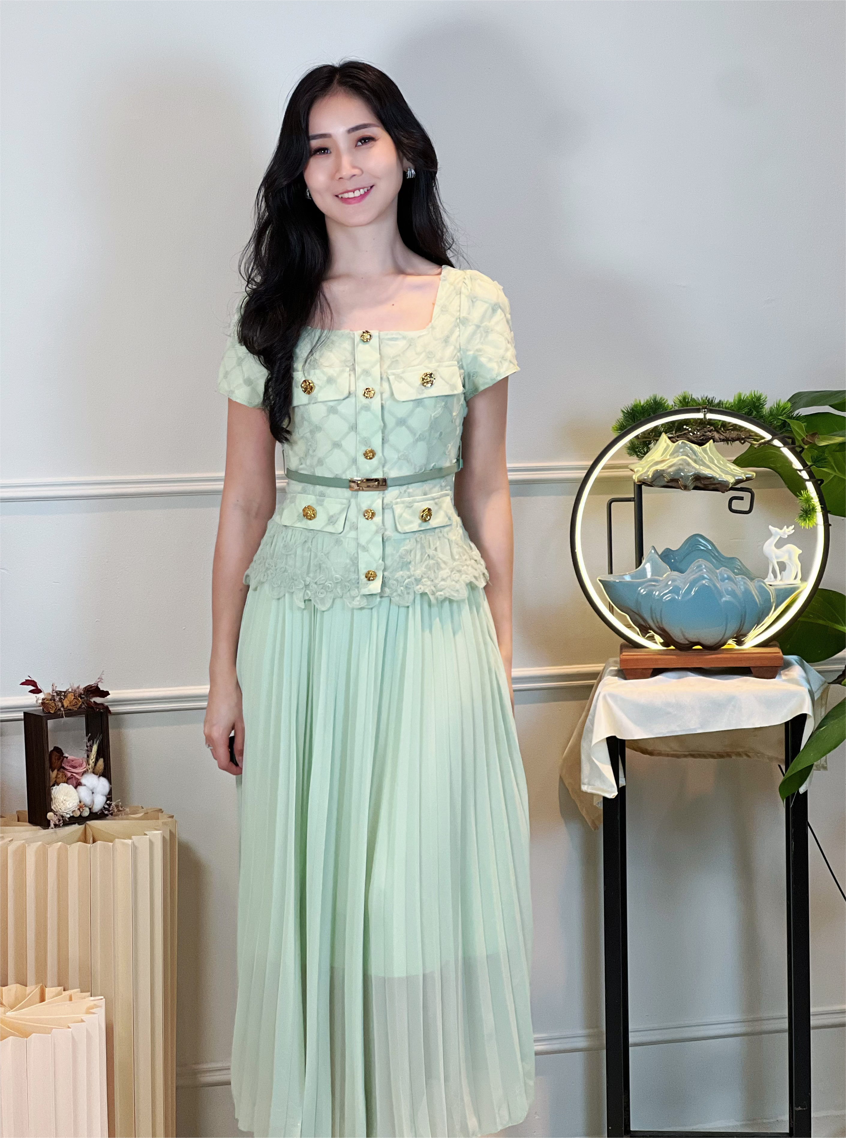 5097 Hedda Lush Meadow Midi Dress