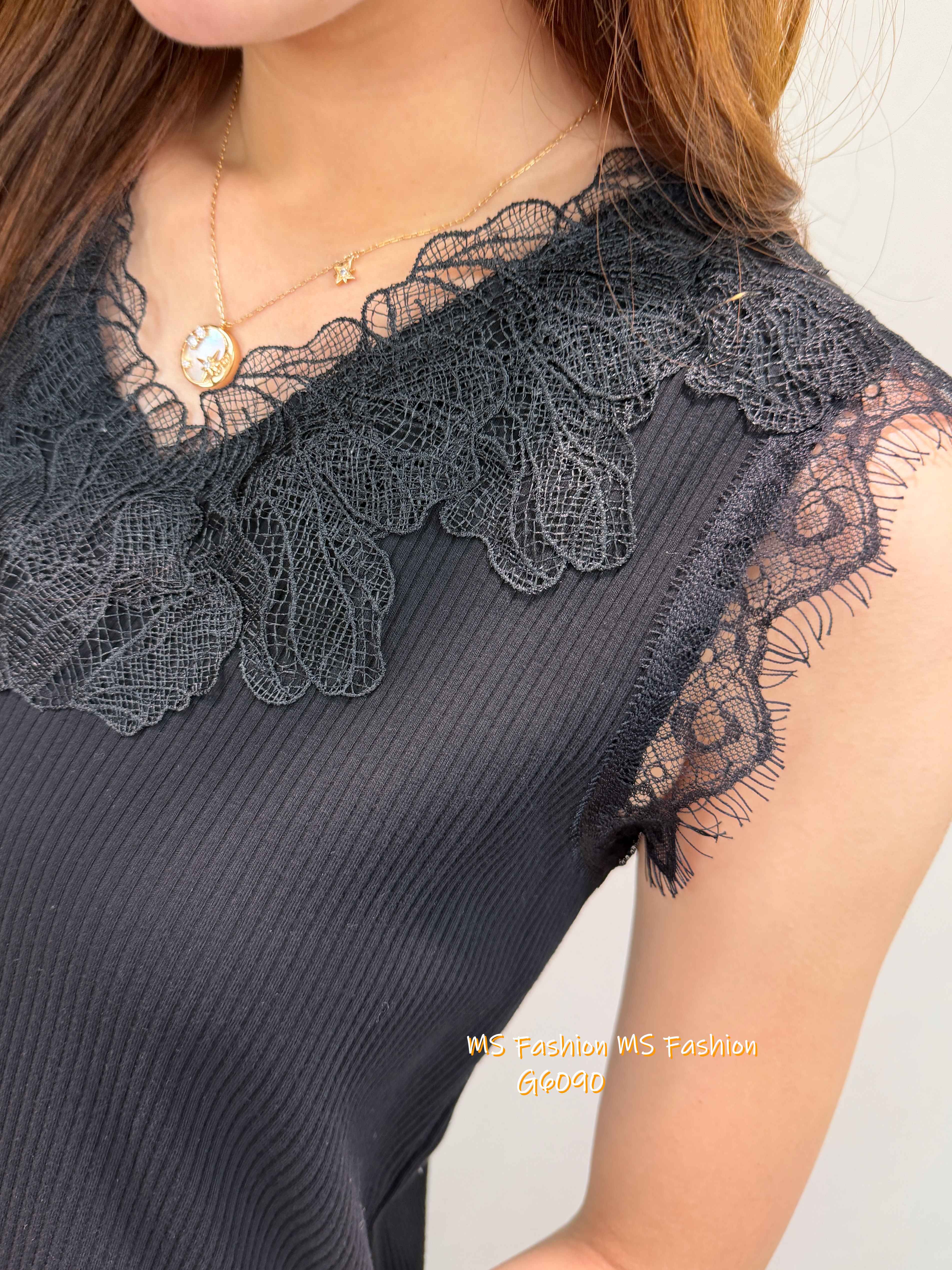 G6090 韓國🇰🇷V領lace背心