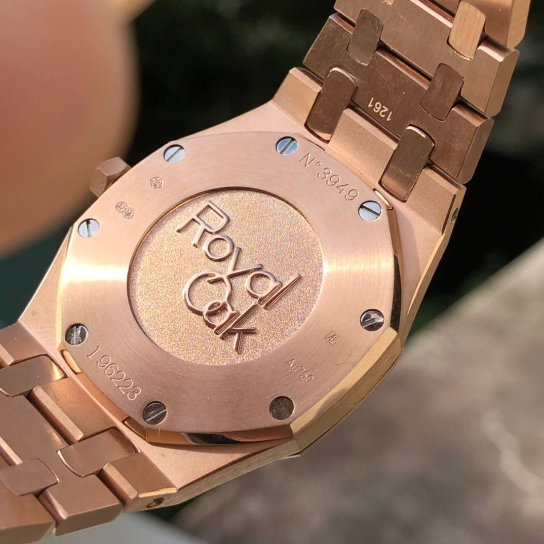 爱彼皇家橡树系列玫瑰金镶钻女士腕表