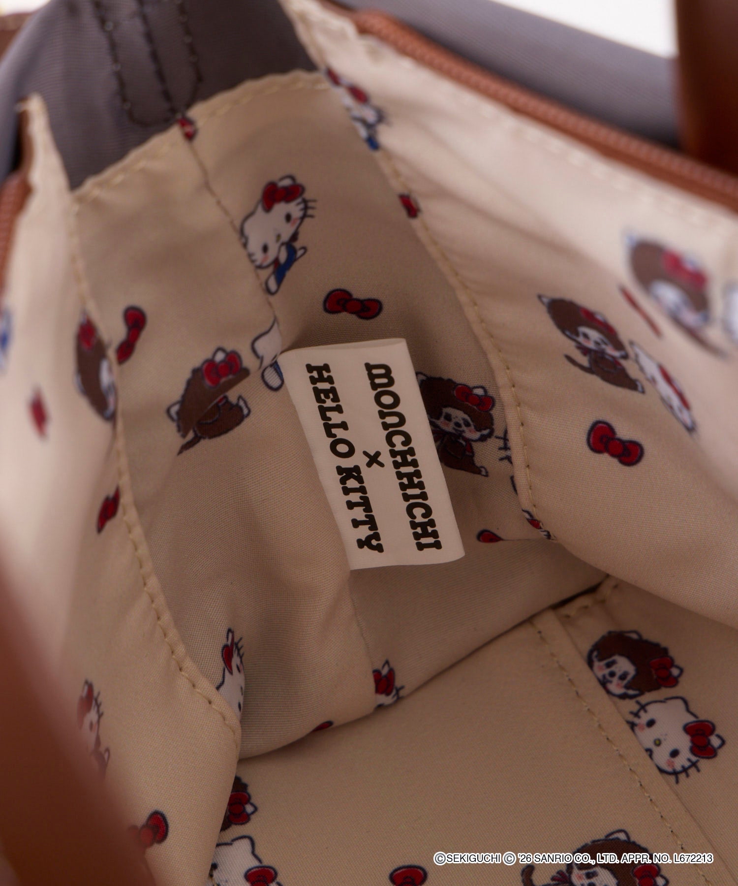 🎀【預訂】Monchhichi × Hello Kitty Charm mini bag G