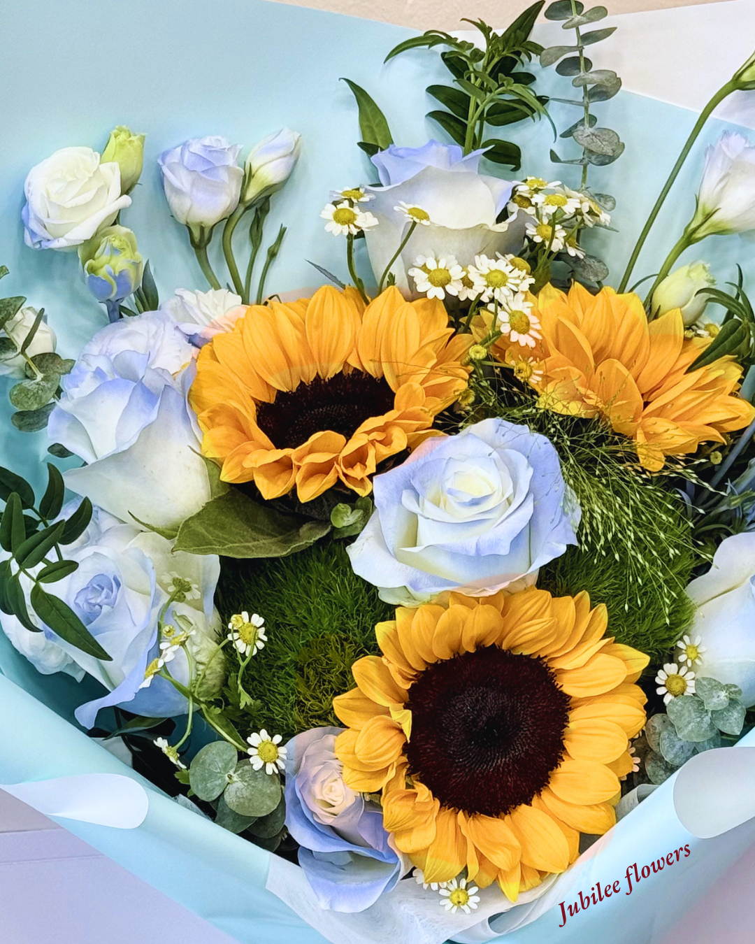 🌻向日葵 · 碎冰藍玫瑰花束