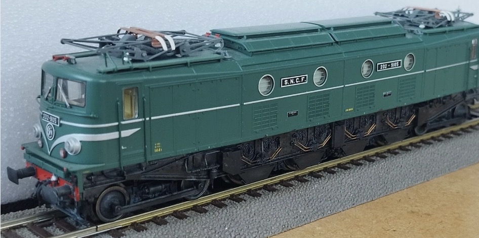 HO比例法國SNCF 2D2 9105 GRG2型電力機車（附解碼器）