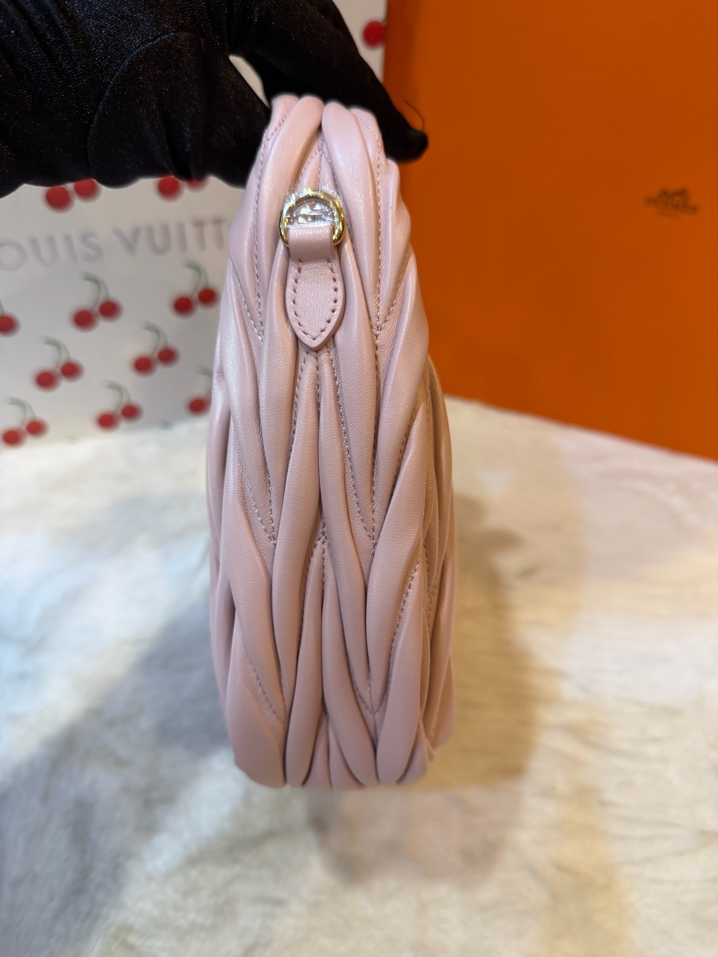 Pre Owned Miu Miu wander hobo