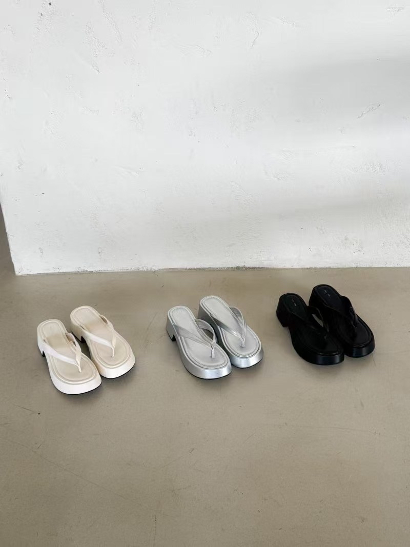 26SS/ 5CM WEDGE FLIP-FLOPS