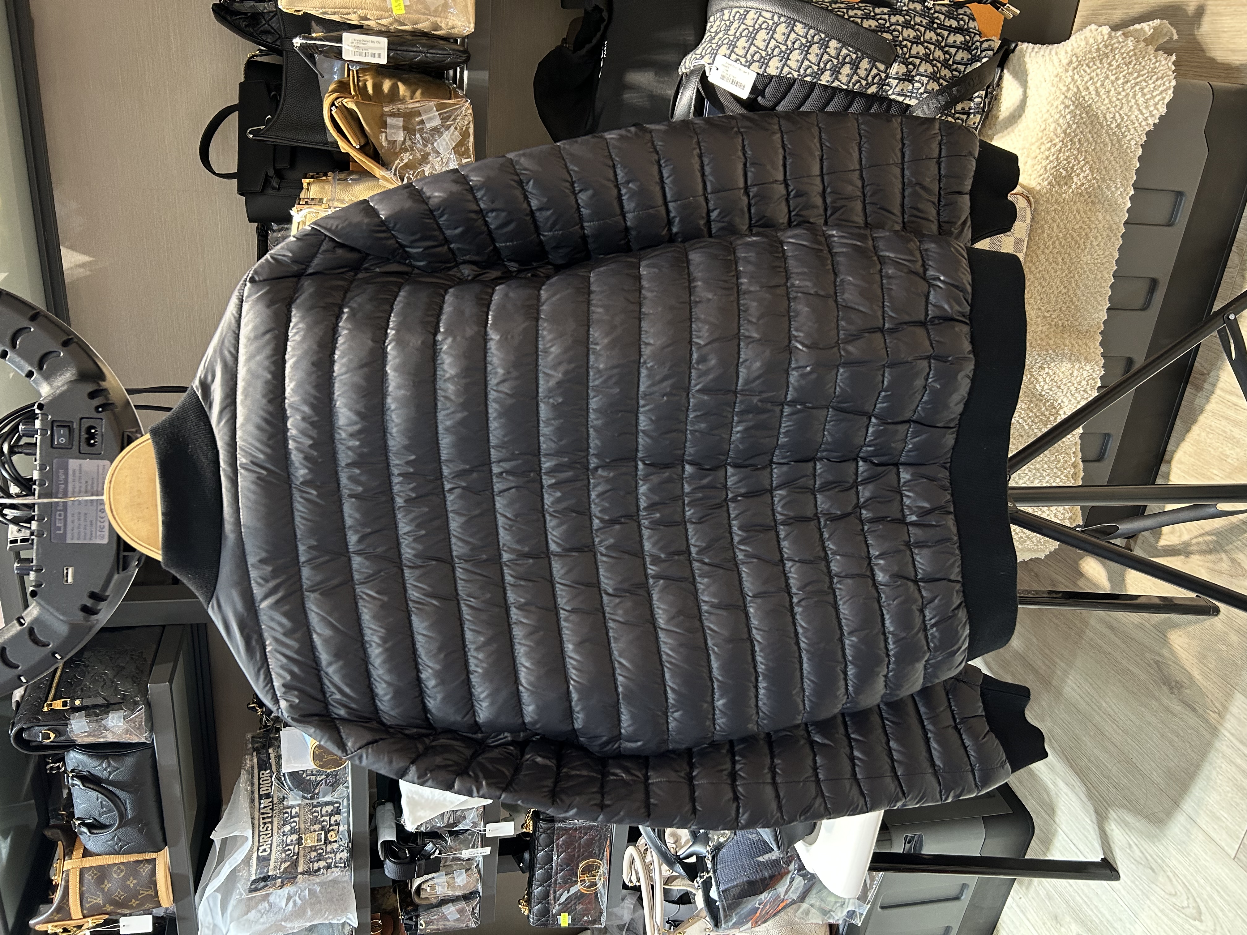 Prada 黑色羽絨外套 size: 48 100%Authentic, 99%New