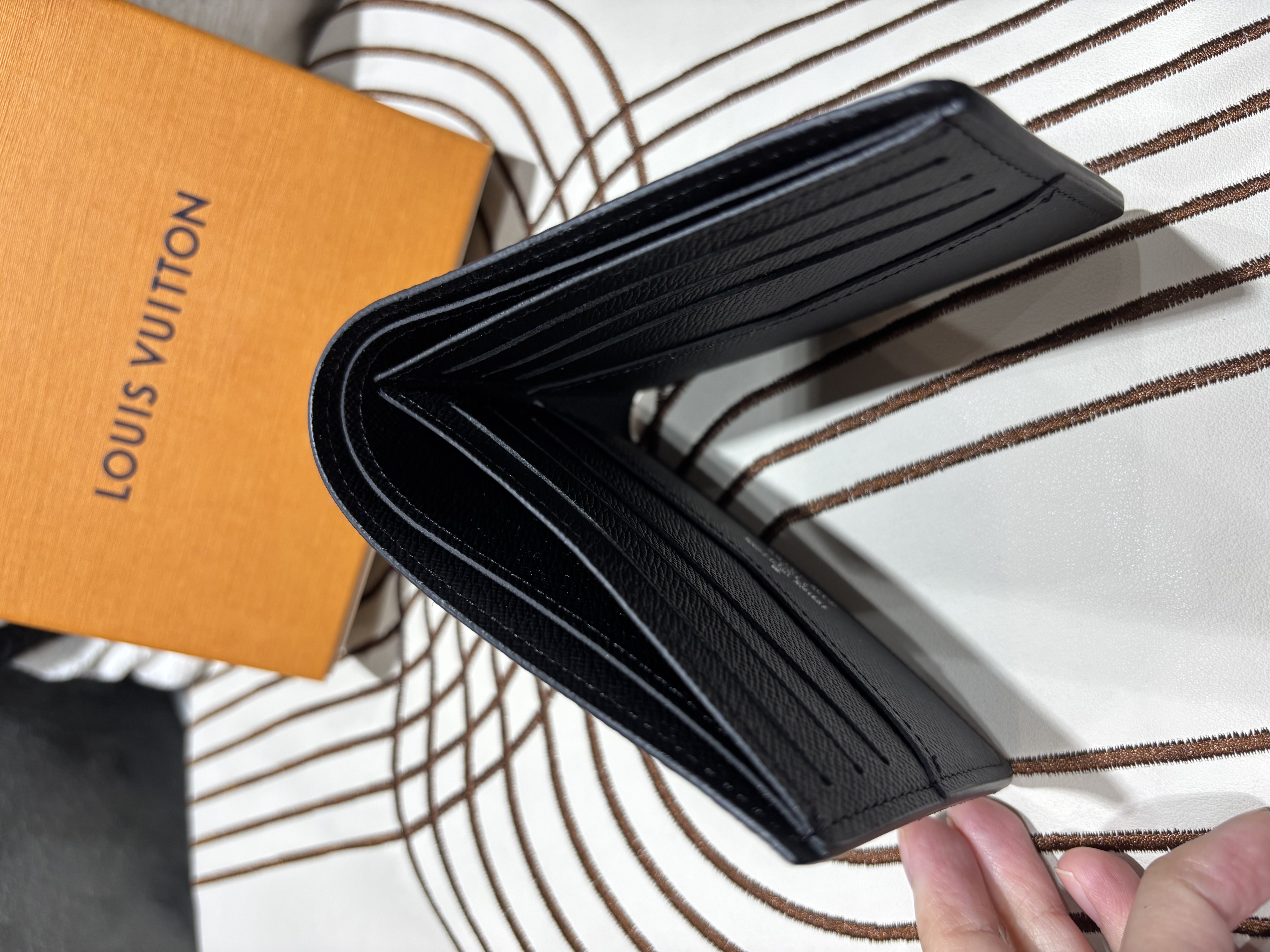全新Lv wallet Louis Vuitton LV Slender wallet 銀包 N63261 100%Authentic,100%new 全新  ✅Dust bag✅box