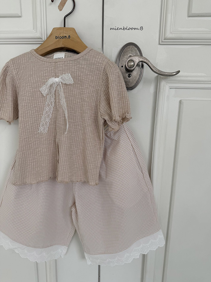 🇰🇷mienbloom.b tee