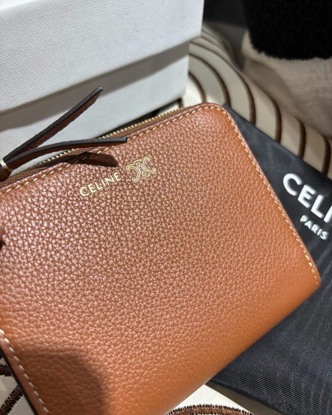 全新 Celine zip wallet 拉鏈銀包   100%Authentic,全新未使用品 ✅專門店收據✅dust bag✅box