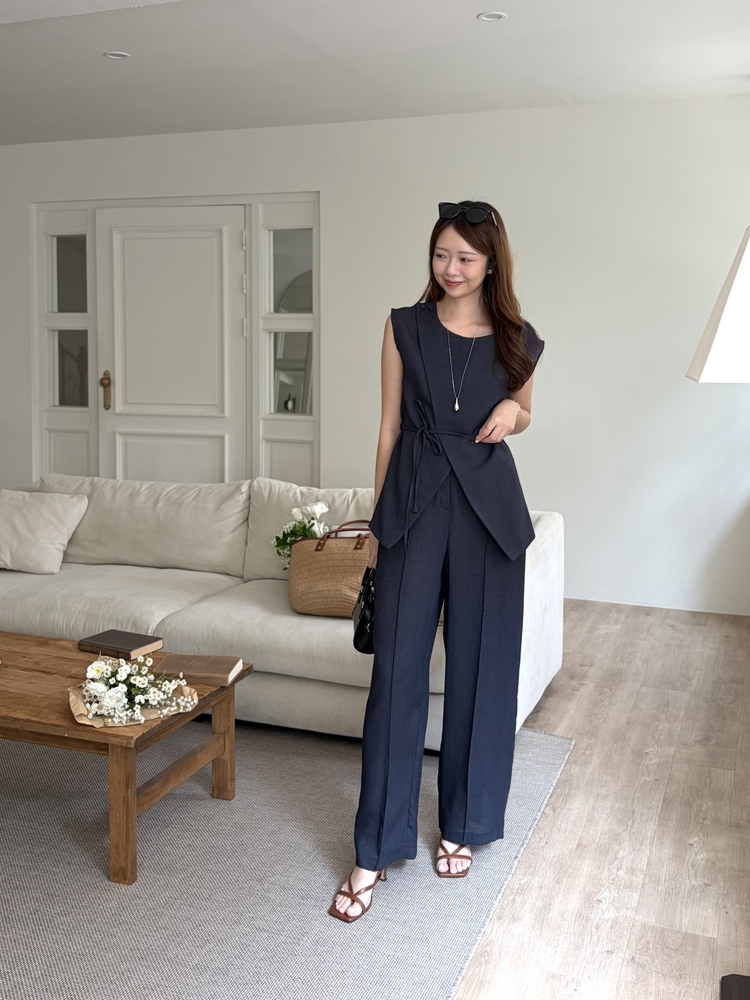 The Fine Linen Summer Set (Navy)