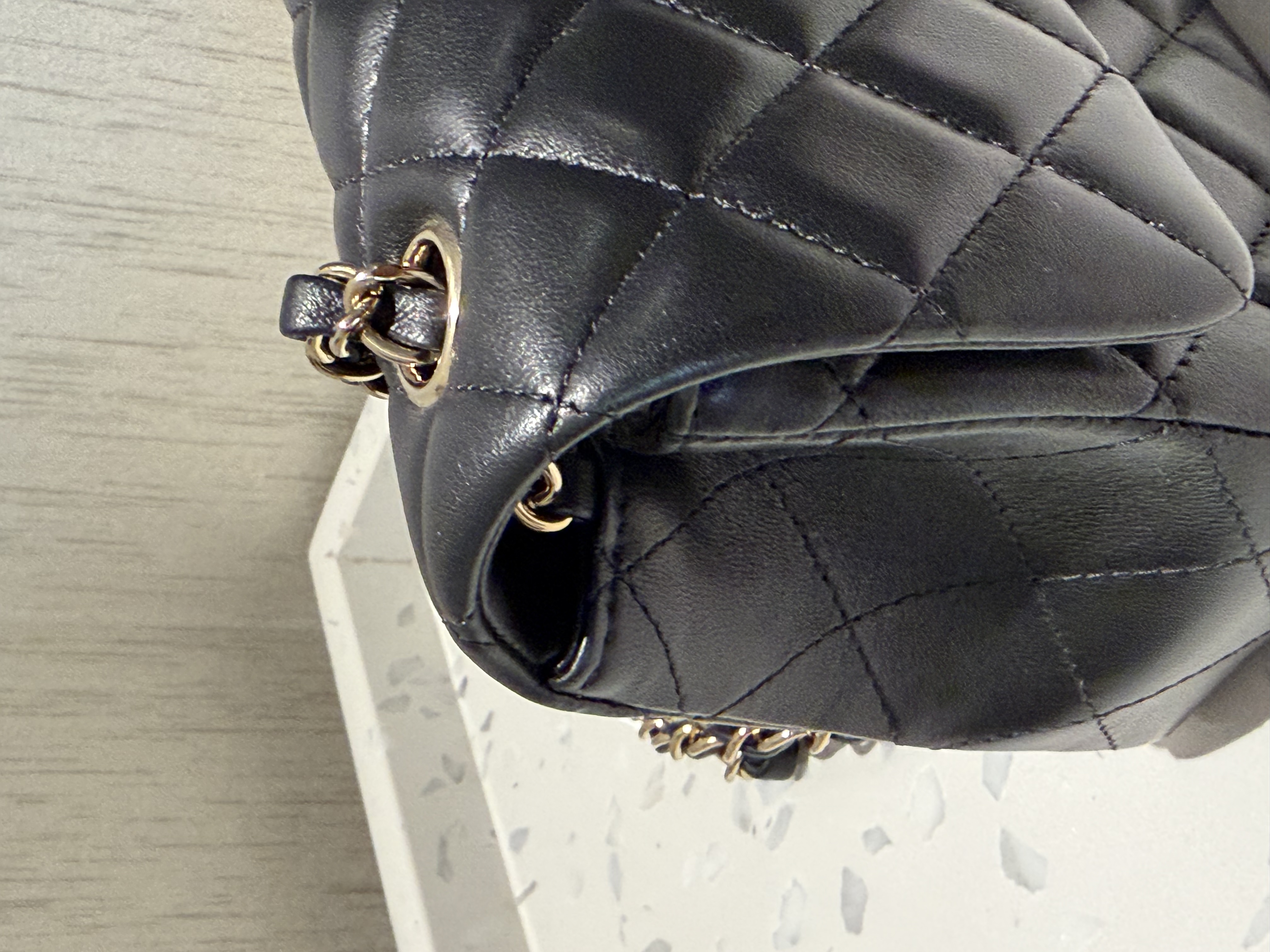 Pre-Owned CHANEL Flap Bag / Product Code: A50172