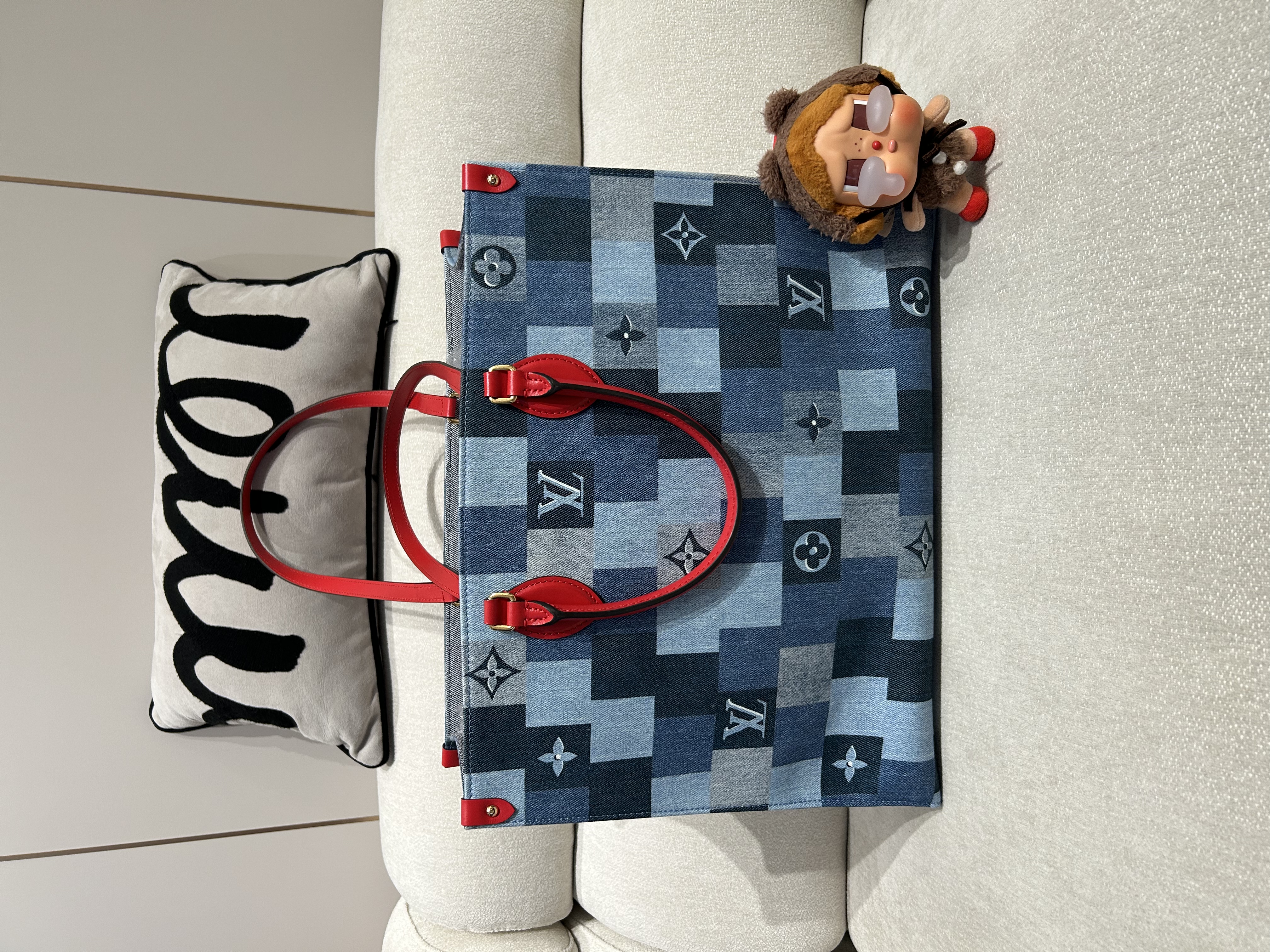 LV  On The Go M44992 Denim 限量版patch work 牛仔布100%Authentic, 98%New ✅Dust bag