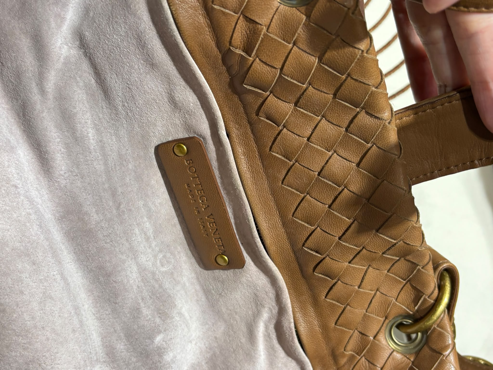 Bottega Veneta Intrecciato Roma Tote Bag shoulder bag Tan 100%Authentic ,90%new 