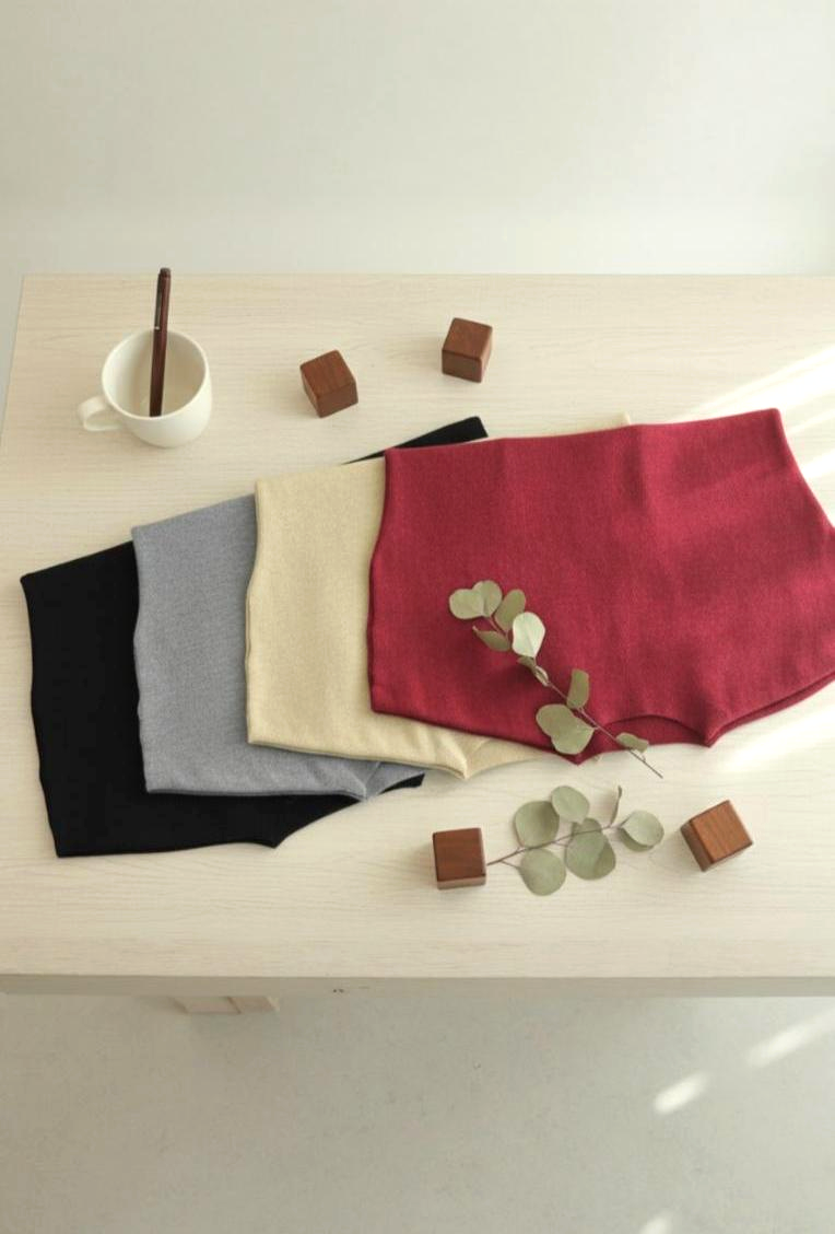 Classic Round Neck Knit Top