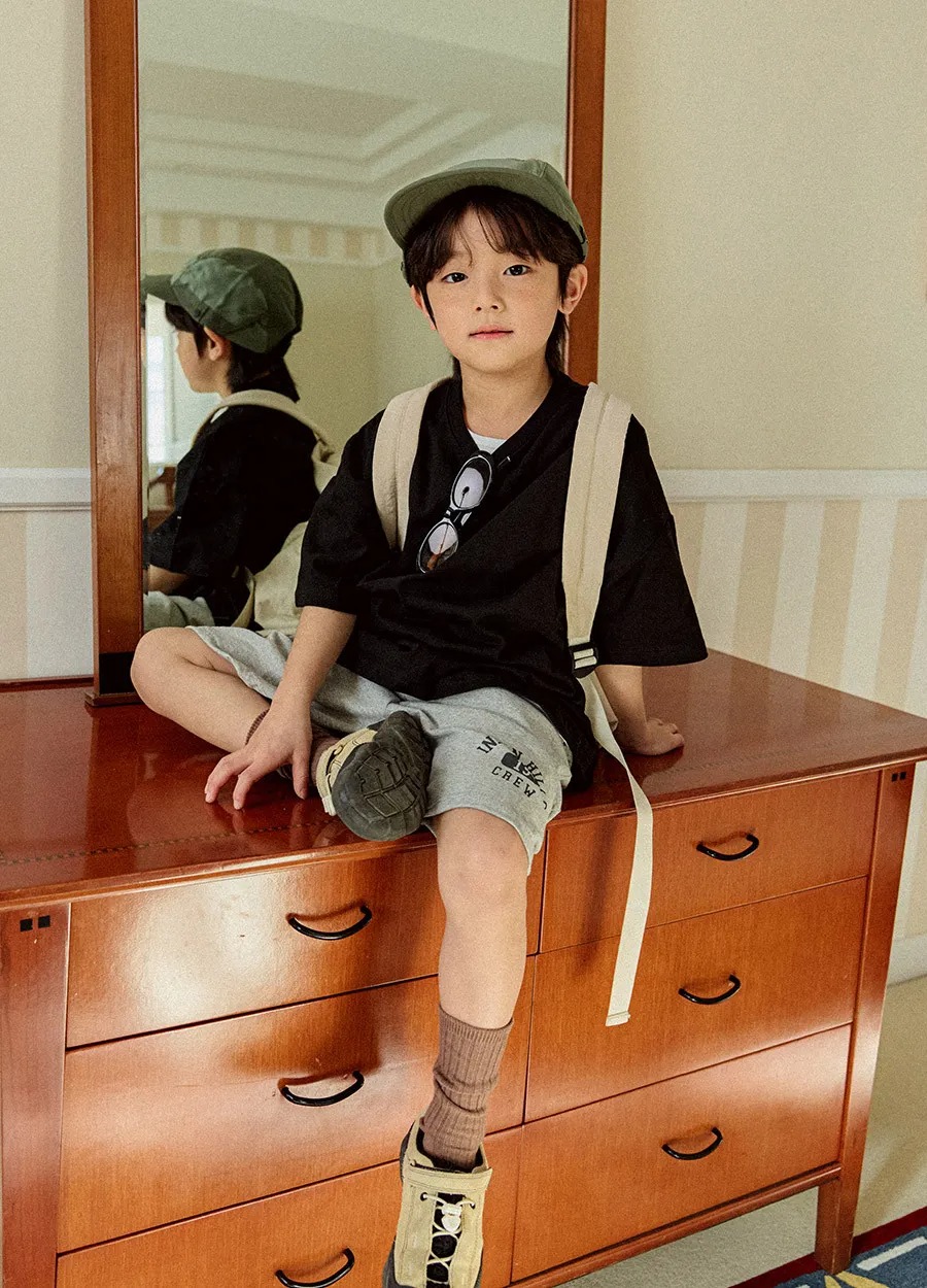 韓國直送 字母19休閒五分短褲 2色