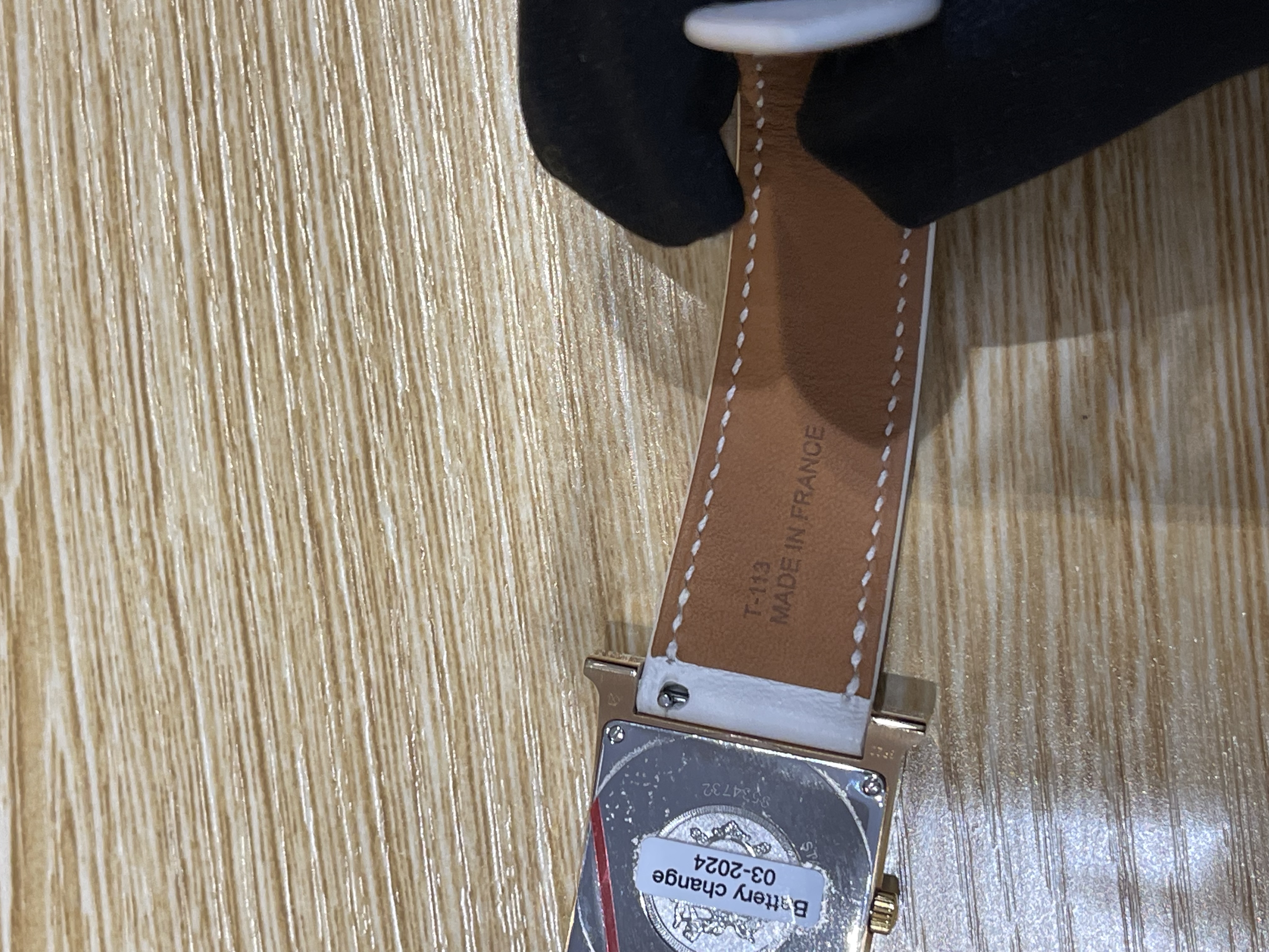 直播貨品 |  [1個-$100 2個-$300］JJ22