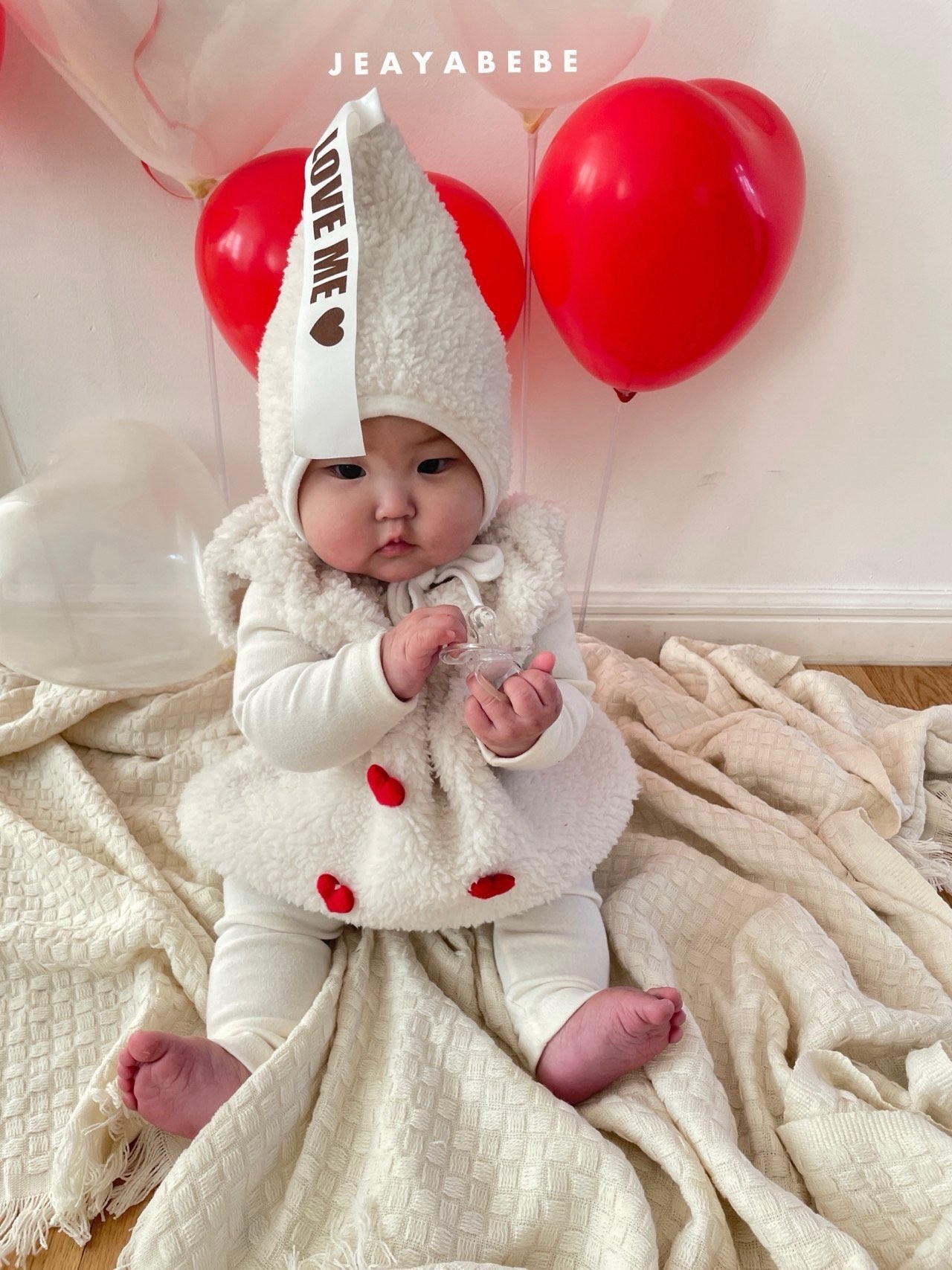 Jeayabebe | Valentines Cream set (帽+背心suit)