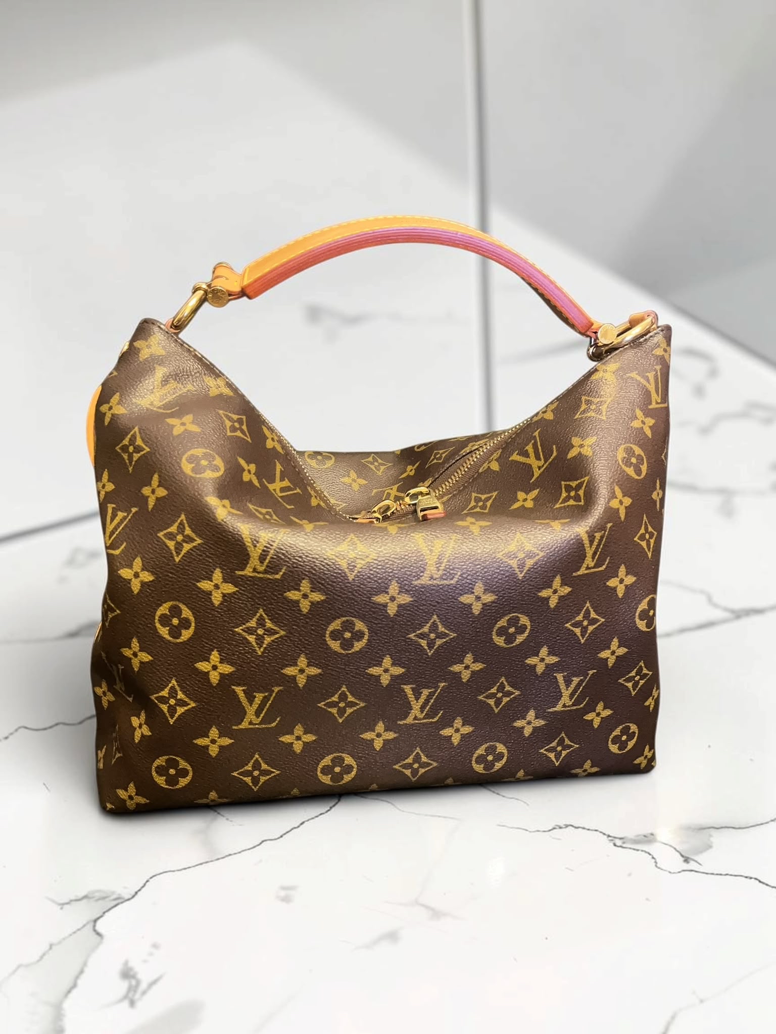 Lv sully pm hobo shoulder bag  100%Authentic, 95%New ✅Dust bag 