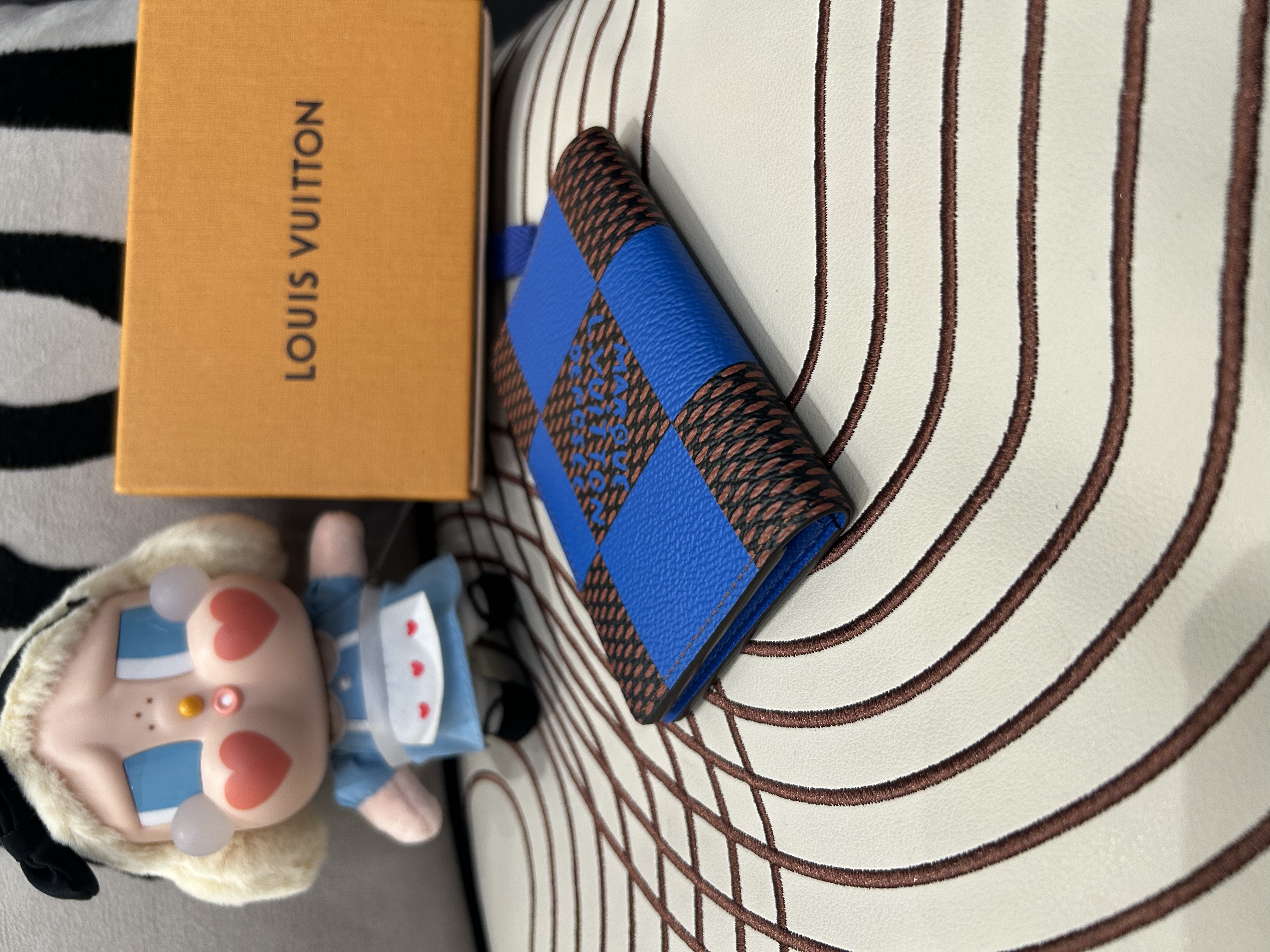 未使用品 Lv pocket organizer 2024 限量款 ,100%Authentic ,Unused ✅dust bag✅box 