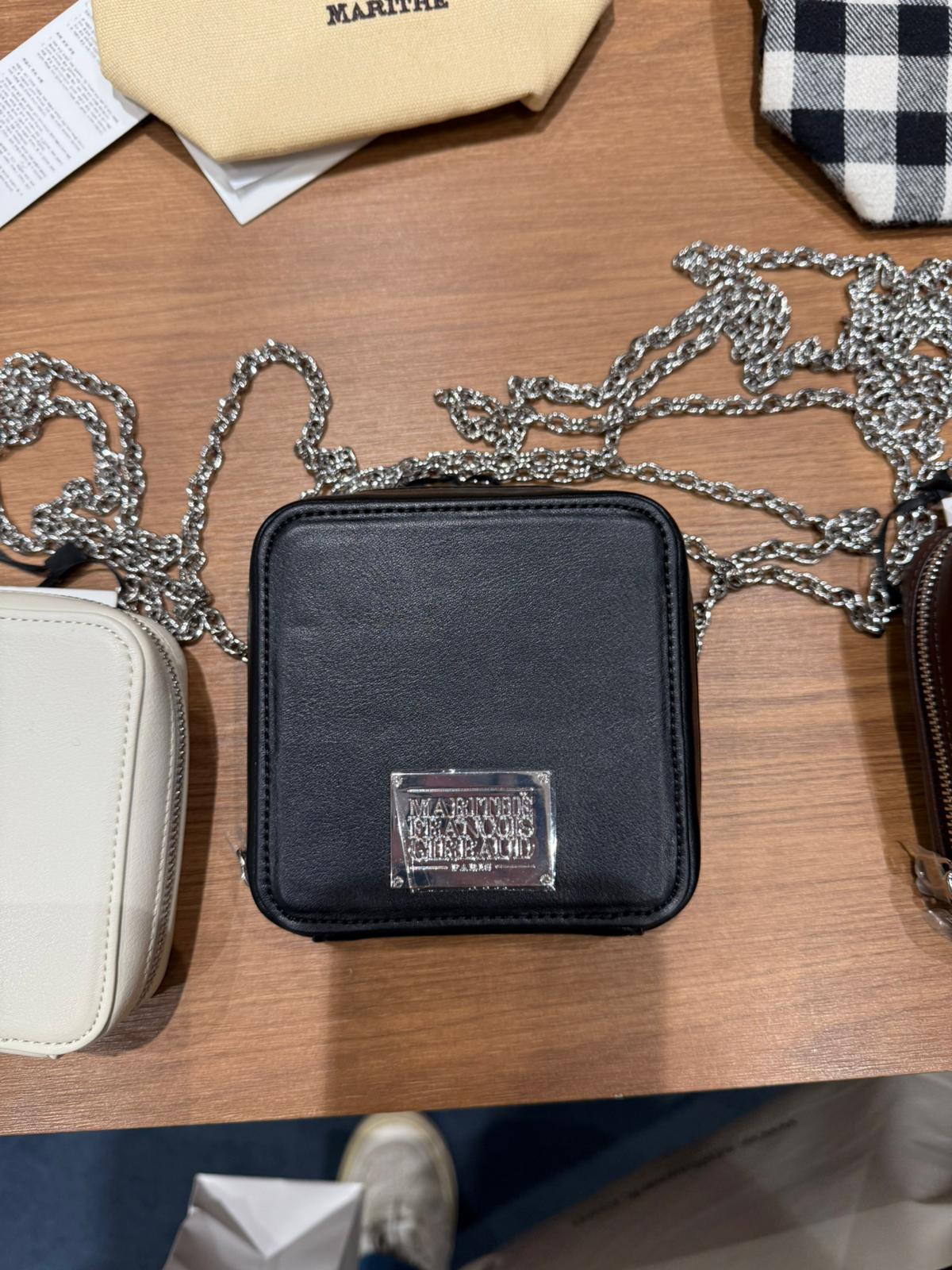 Marithe Classic Logo Chain Zip Wallet