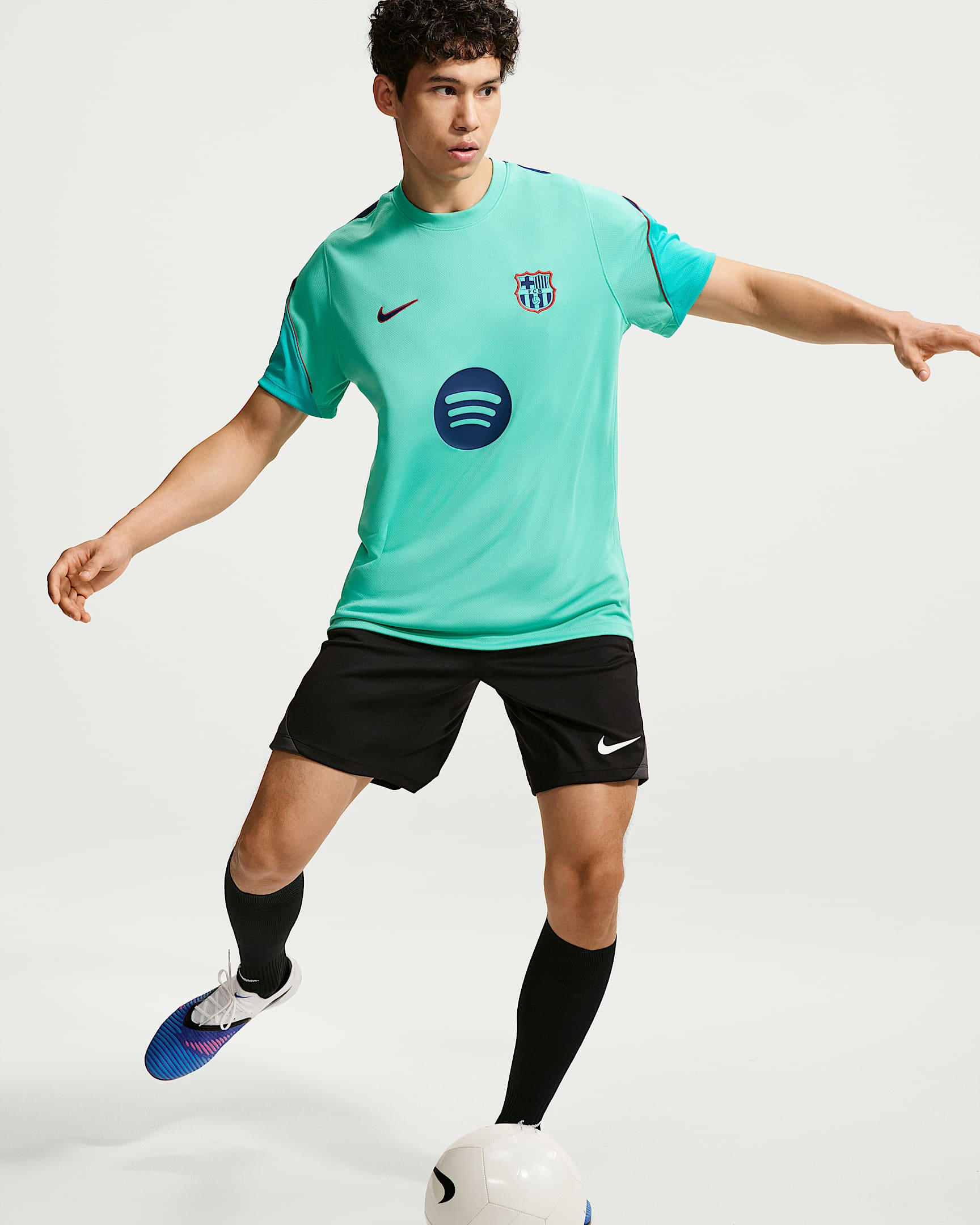 Nike Barcelona 巴塞羅拿 2026-27 三客訓練球衣 II6812