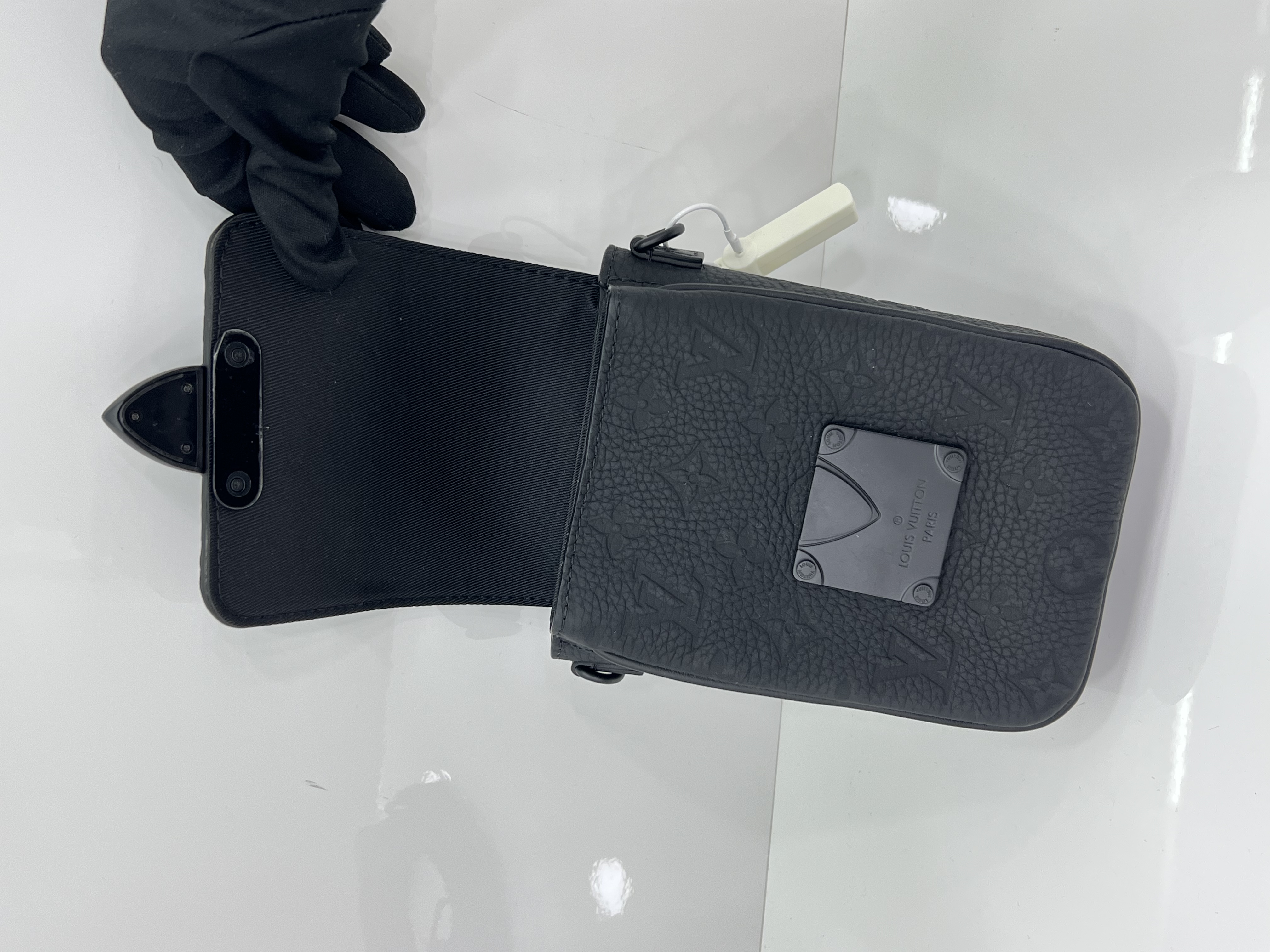 直播貨品 |  [1個-$100 2個-$300］EE26