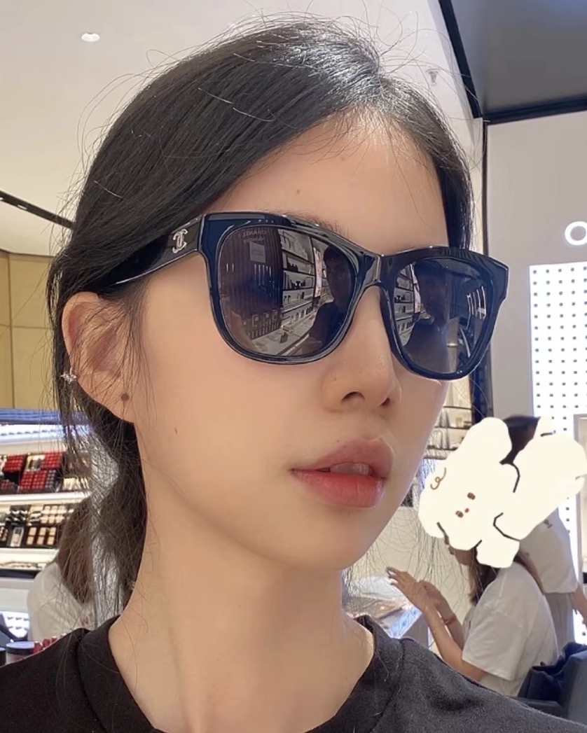 🫶🏻現貨 ✨Chanel classic 款太陽眼鏡 簡單CC logo，低調不失大體😛 
