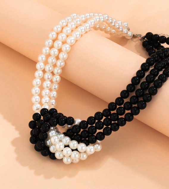 Choker Black & White Pearl Necklace