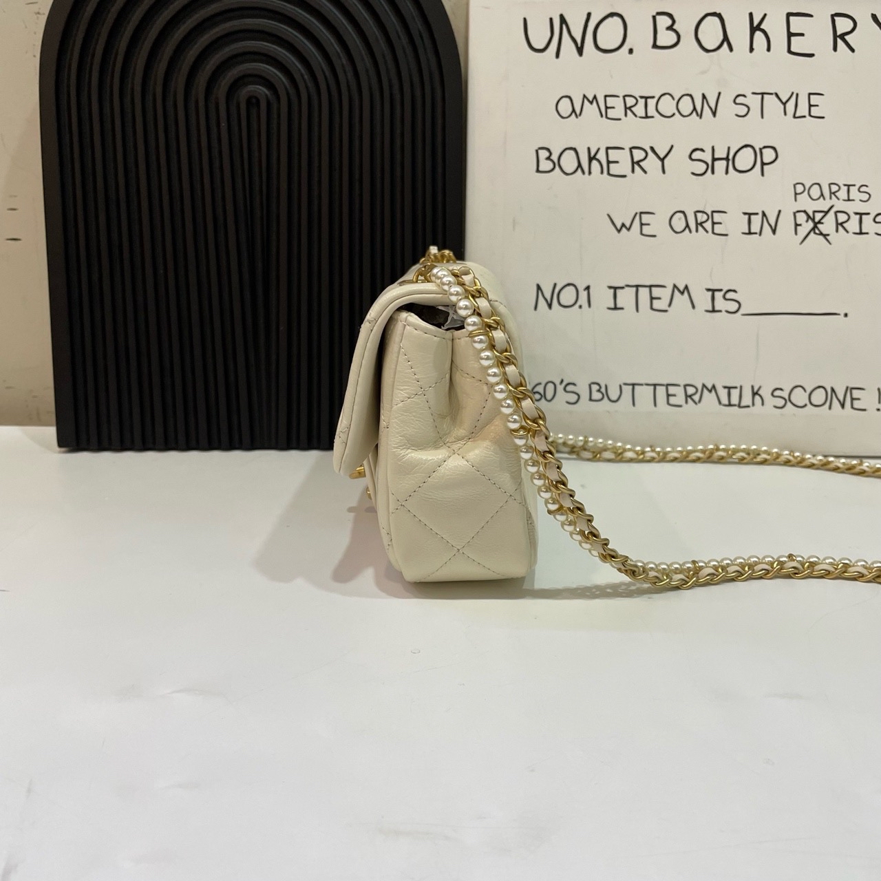 【預訂貨品】Chanel奶白色cf👜30開