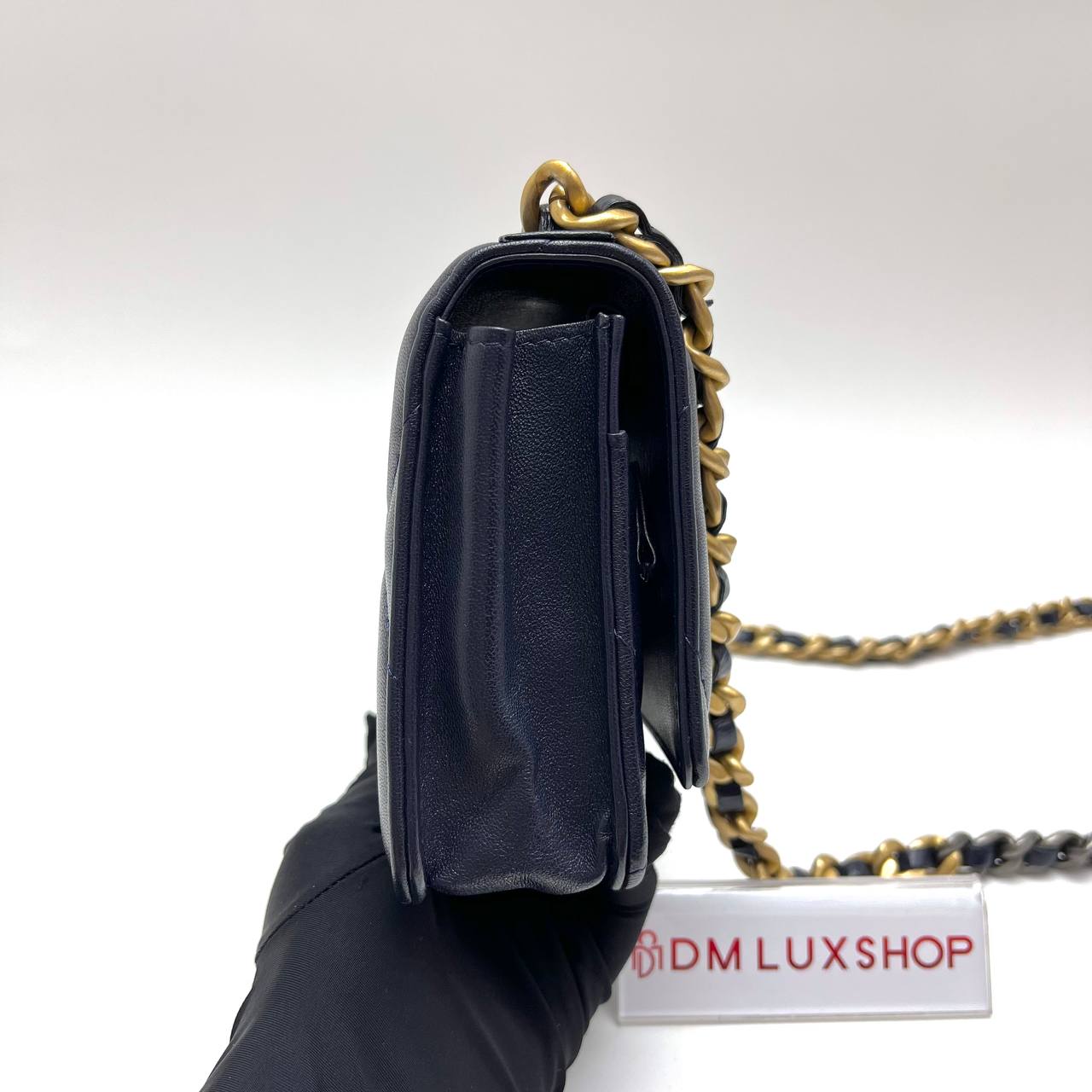 Chanel 19 WOC Navy Blue Lambskin GHW (Serial 29, Year 2019)