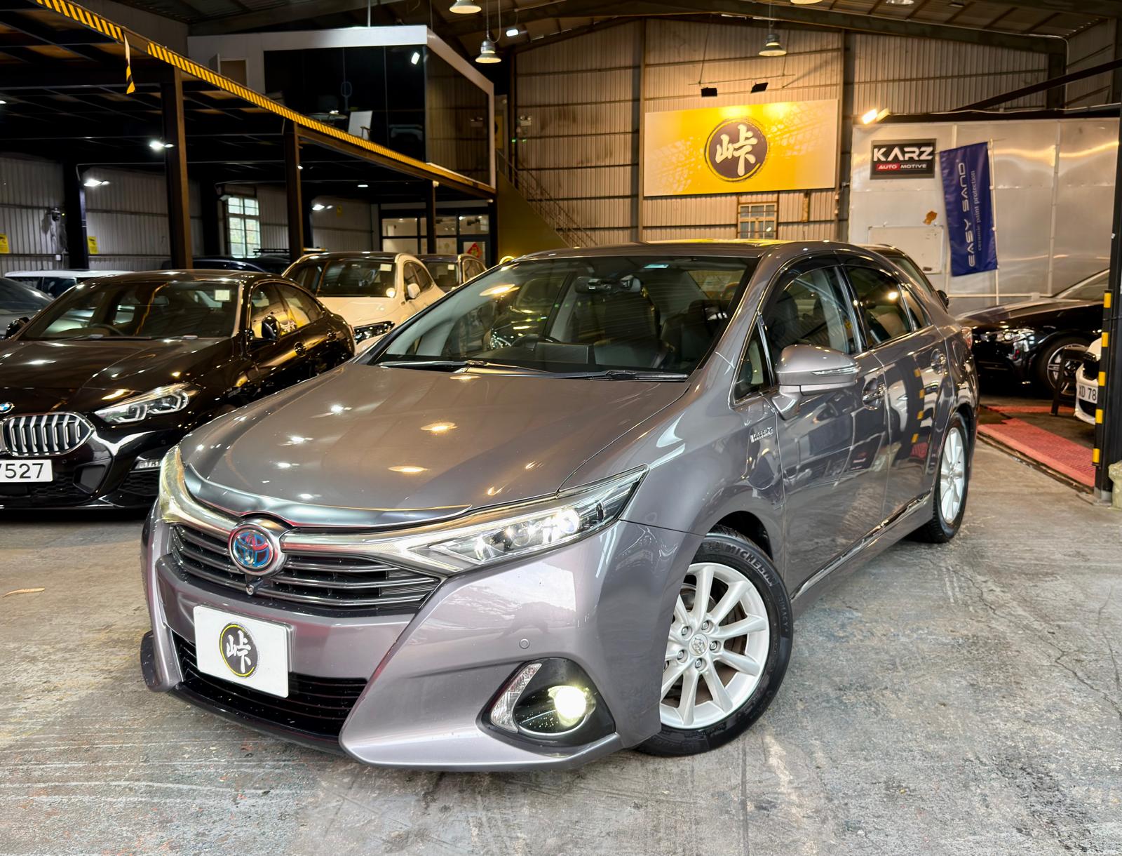 Toyota Sai Hybrid 2014