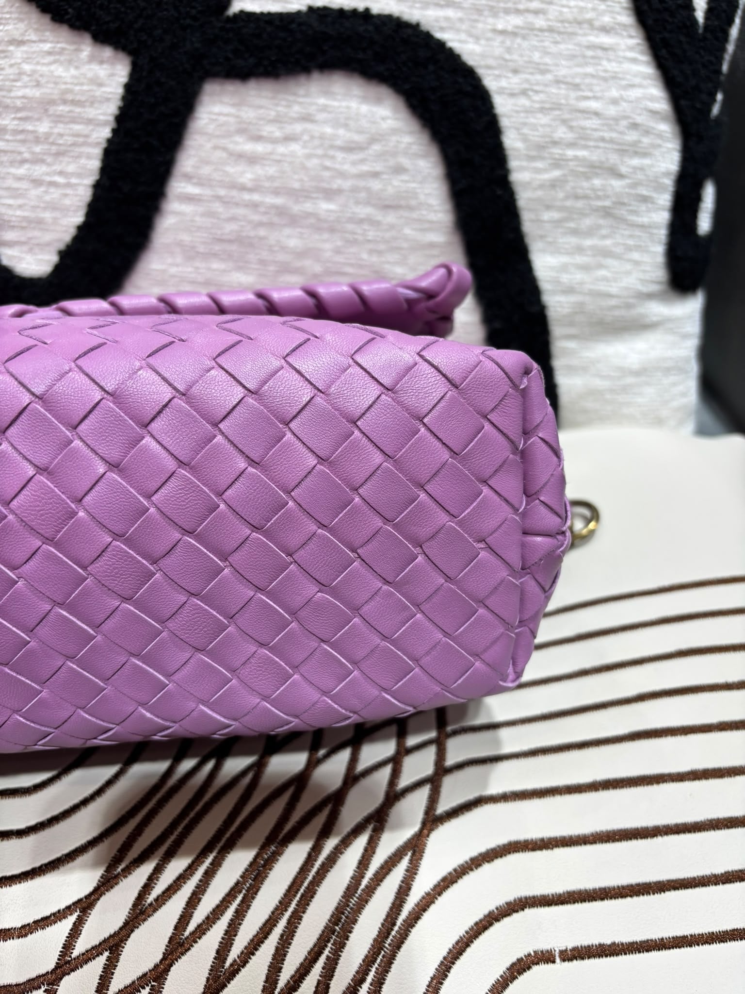 Bottega Veneta BV Pinkish Purple Lambskin Intrecciato Olimpia Shoulder Bag  100%Authentic, 98%New ✅Dust bag