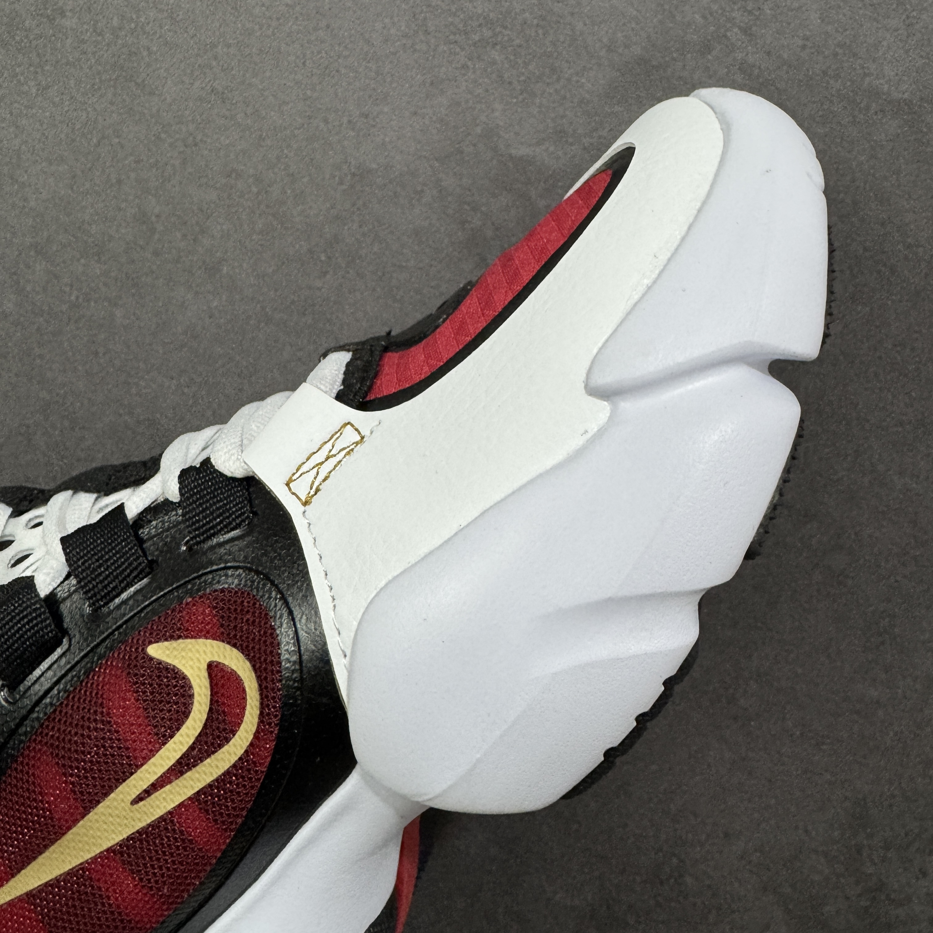 Nike Air Max Alpha Savage 2 CK9408-176