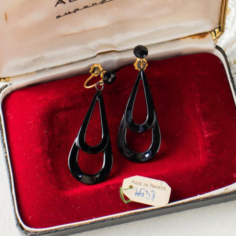 c.a. 1940s French Handmade Jet Glass Screwback Earrings New Old Stock (CF021)