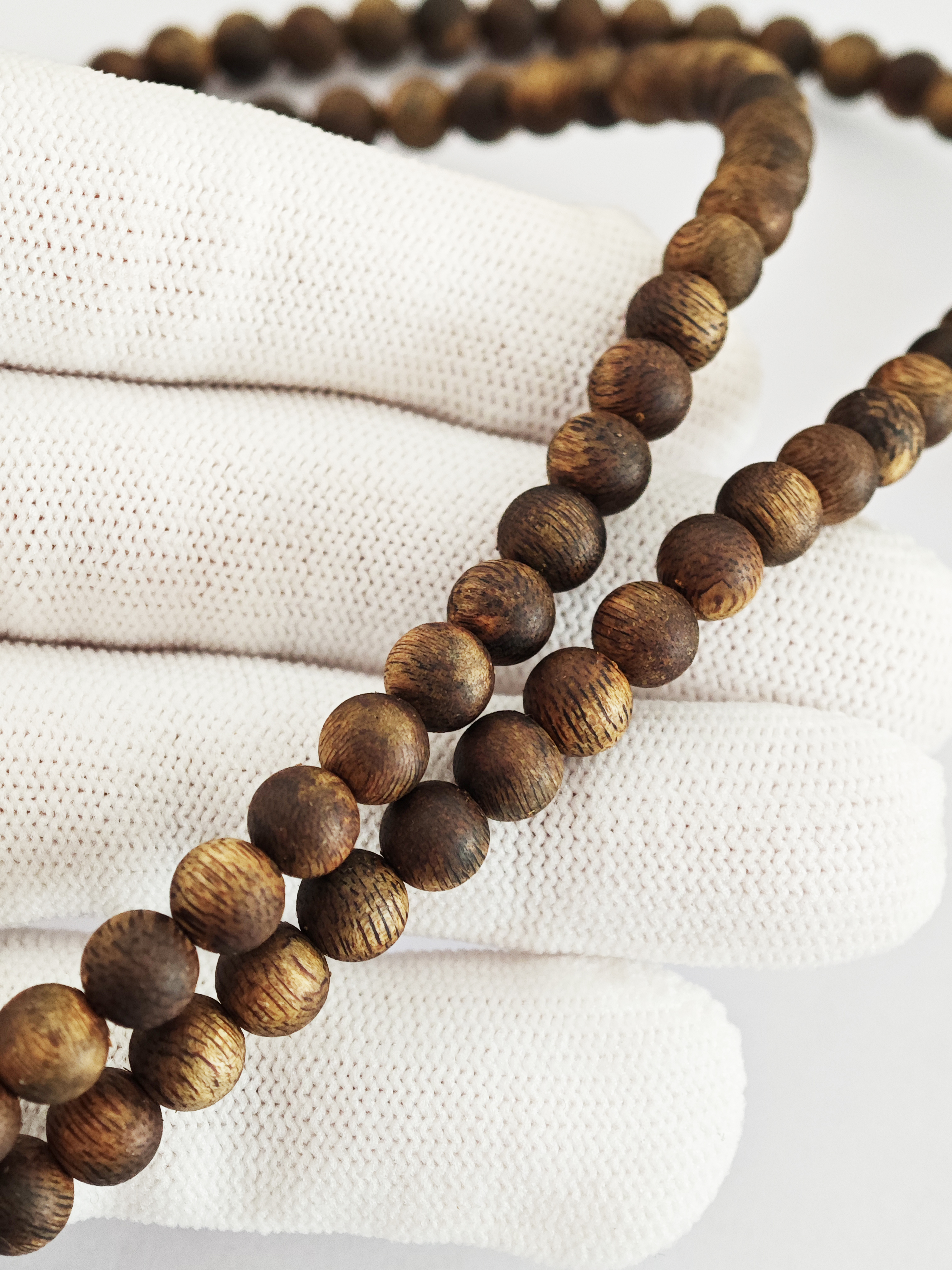 沉香木手串 -6mm多圈13克