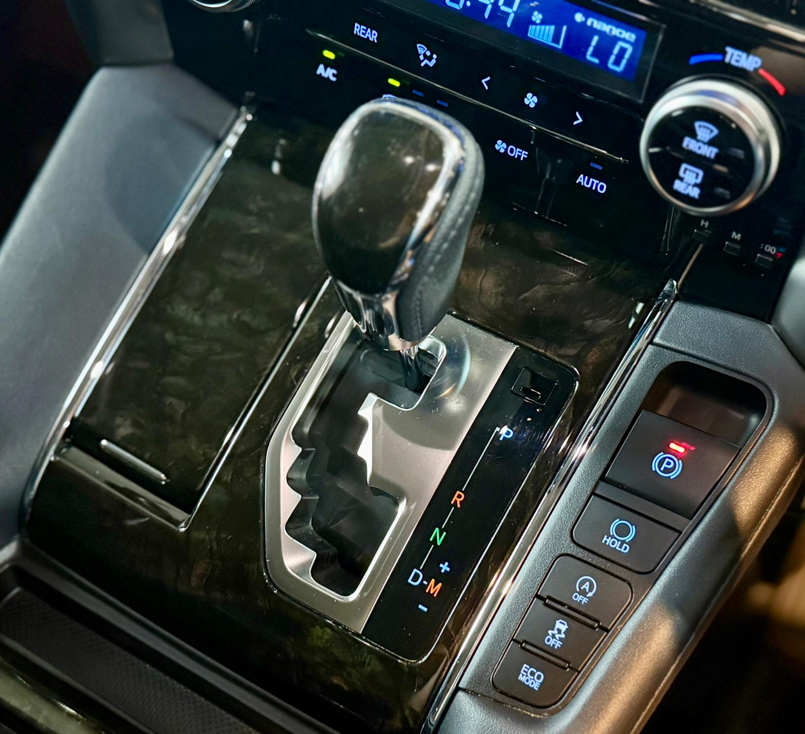 Toyota Vellfire 2.5 Modellista 2016