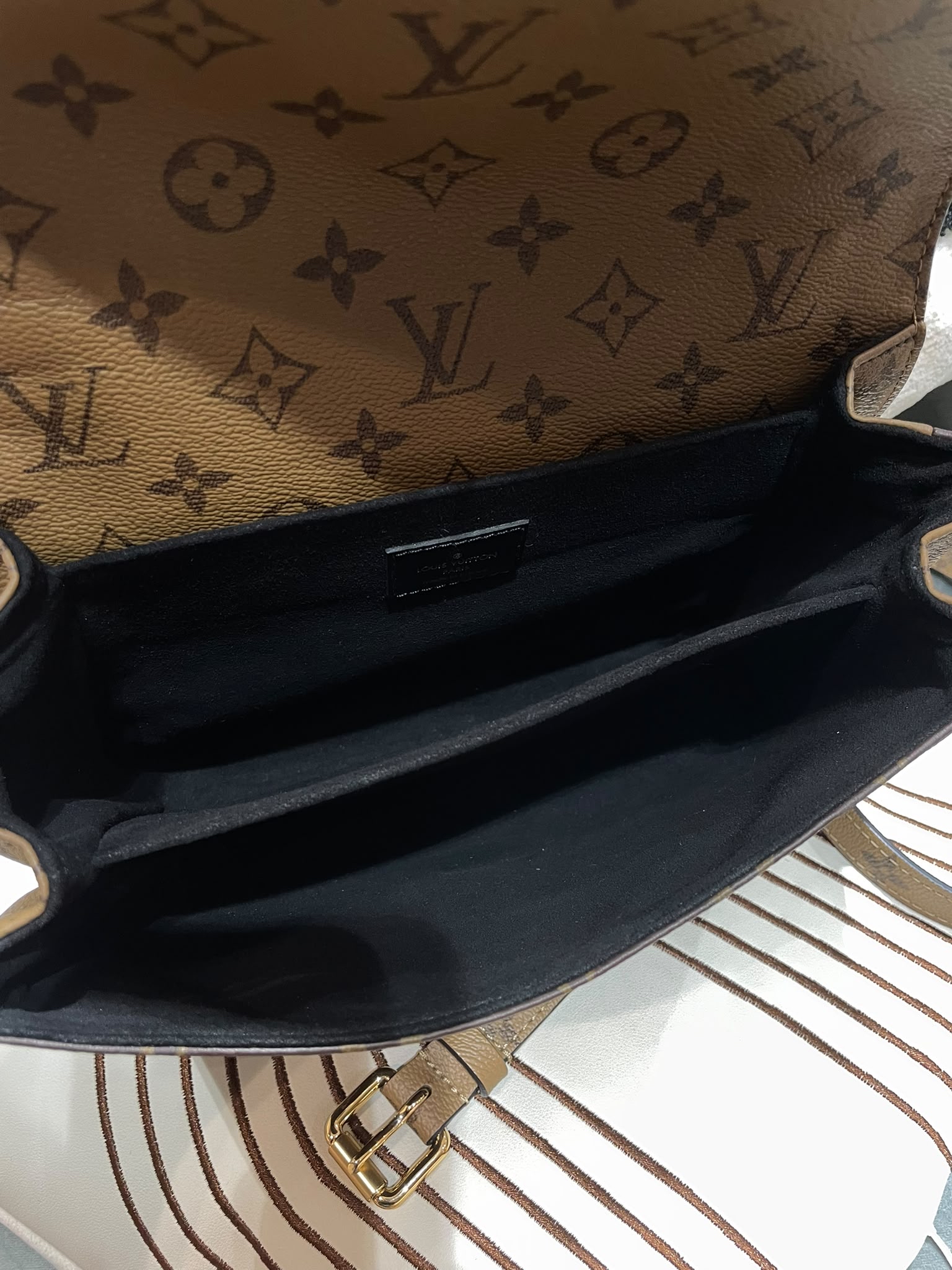 LV Metis Monogram 100%Authentic, 99%New ✅Dust bag ✅Box