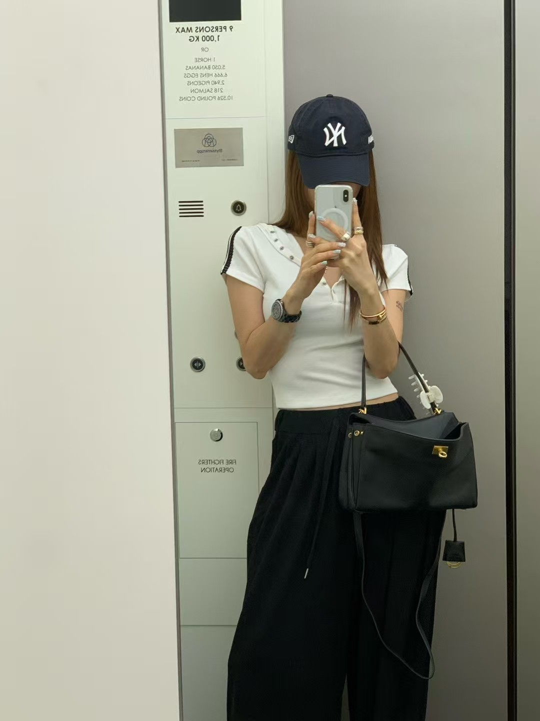 F11 喱士邊有帽Top